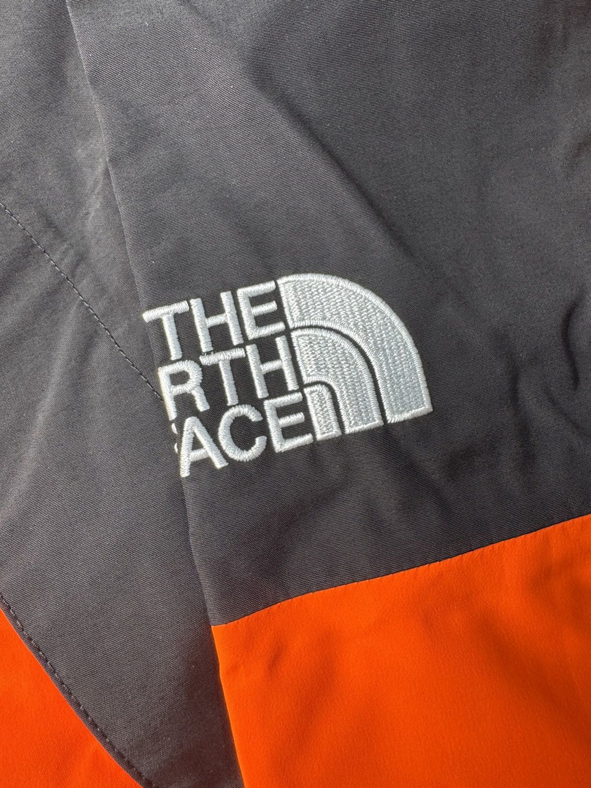 Supreme × The North Face Supreme tnf mountain light jacket Size US L / EU 52-54 / 3 - 4 Thumbnail