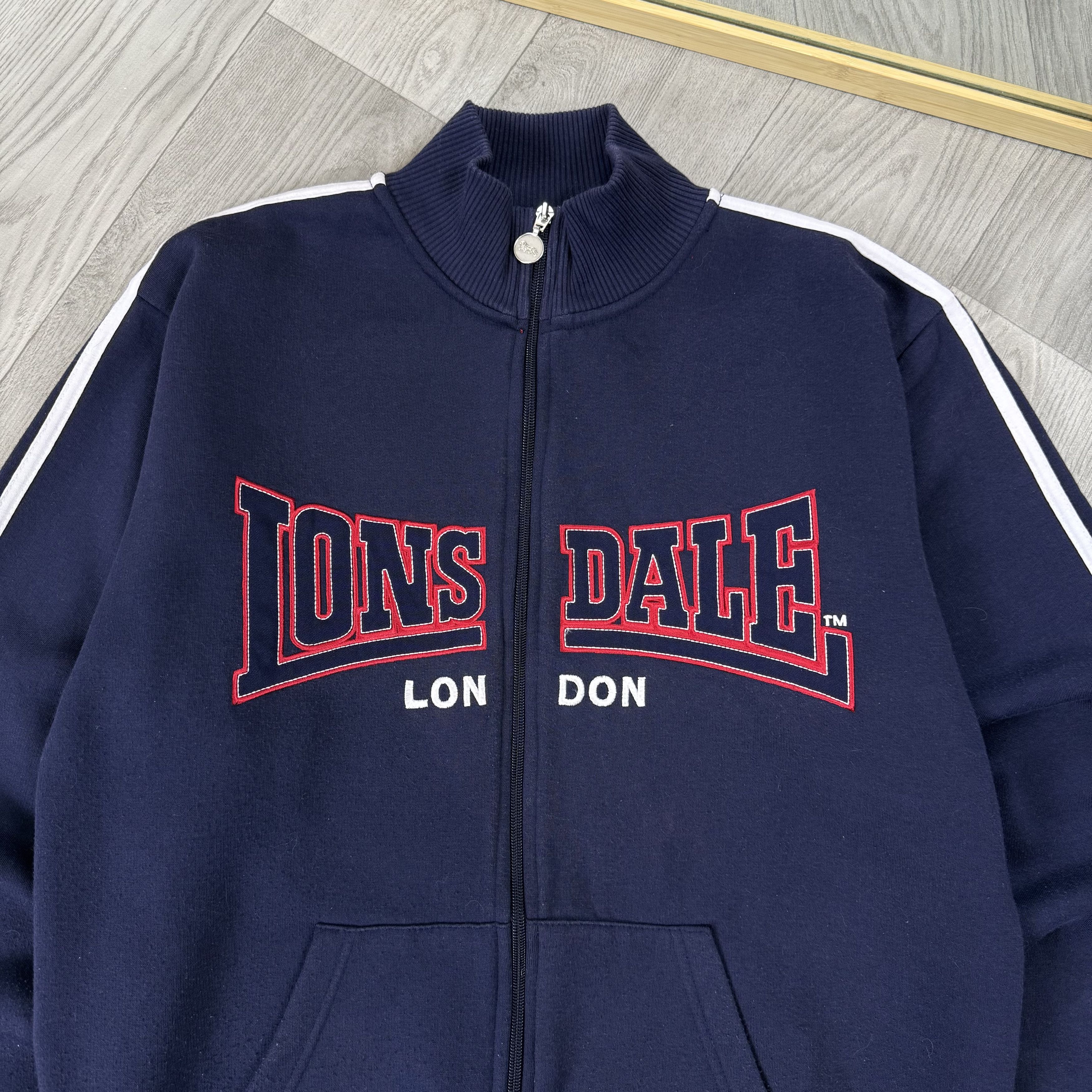 Lonsdale Vintage Lonsdale 90s Embroidered Zip Sweatshirt Sweat Jacket Size US S / EU 44-46 / 1 - 4 Thumbnail