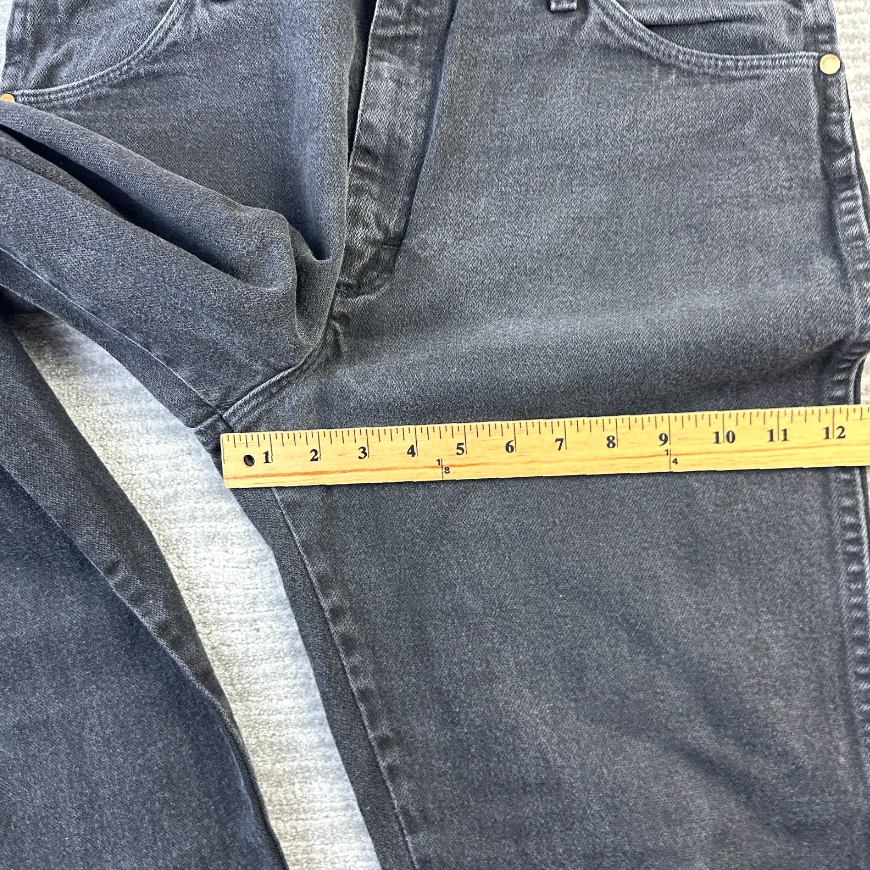 Wrangler VINTAGE Wrangler Jeans Mens 34x30 Black Denim Pants USA Made Jeans 90s Mens Regular 34 30 Black Cotton Denim 5-Pocket Design Button Zip Size US 34 / EU 50 - 7 Thumbnail