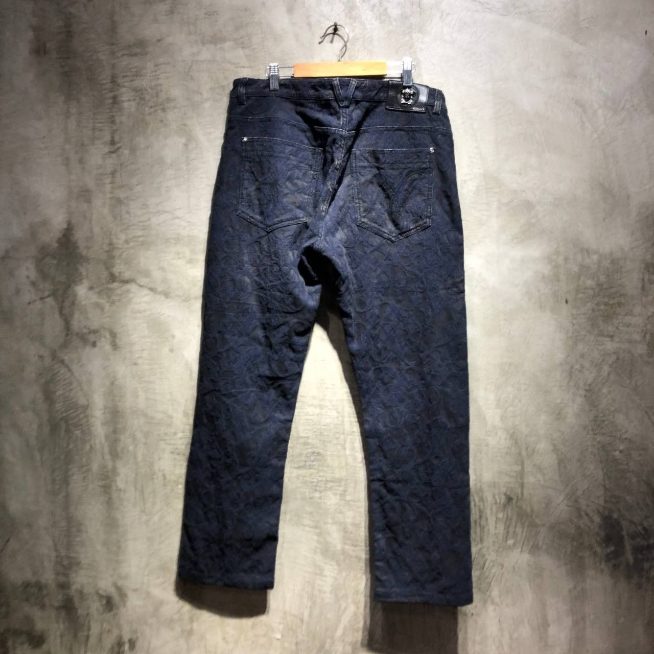 Versace Versace Embroidered printed denim pants Size US 36 / EU 52 - 2 Thumbnail