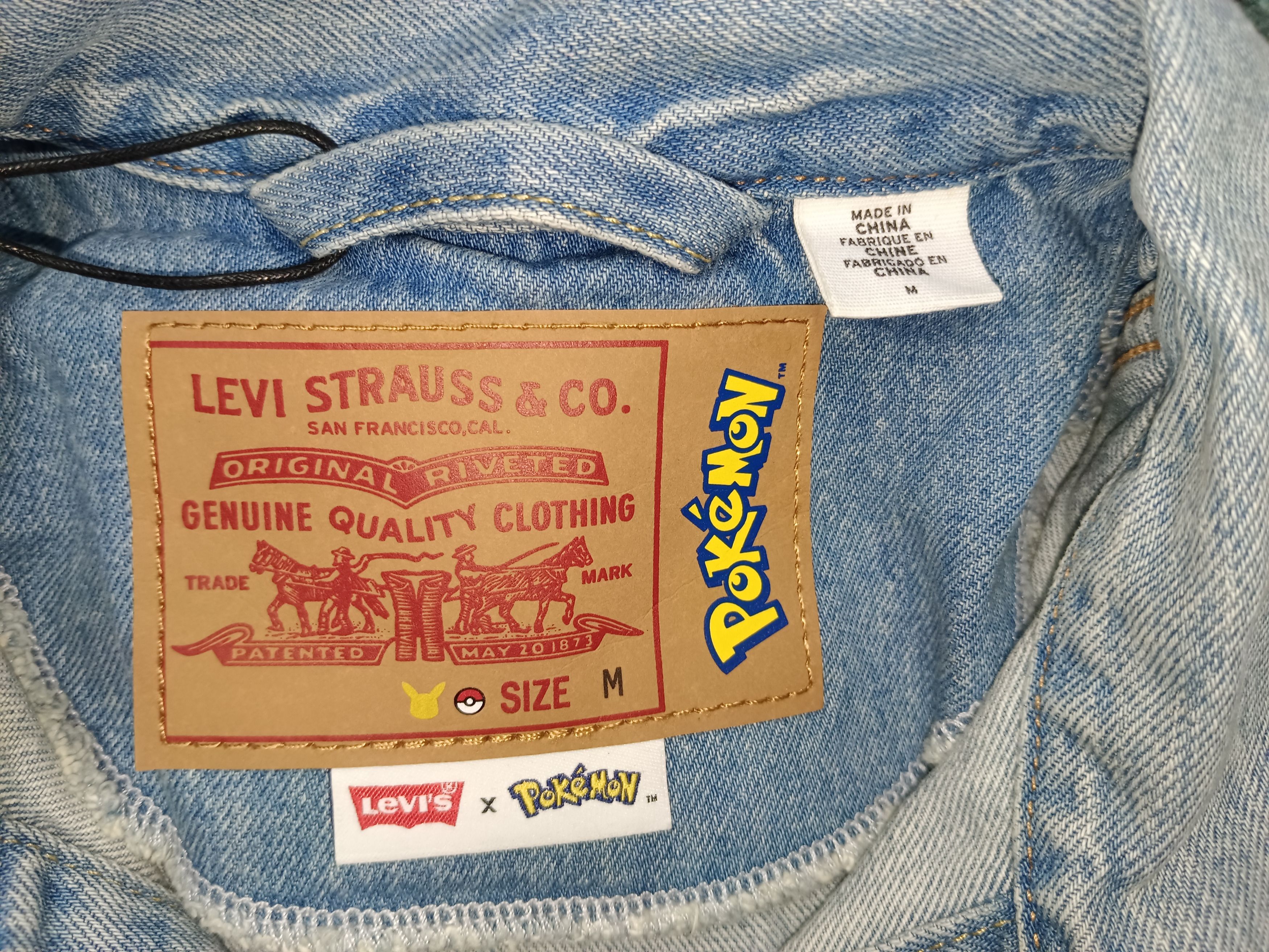 Anime × Levi's × Pokemon Levis x Pokemon 25th Anniversary Vintage Trucker Jacket Size US M / EU 48-50 / 2 - 8 Thumbnail
