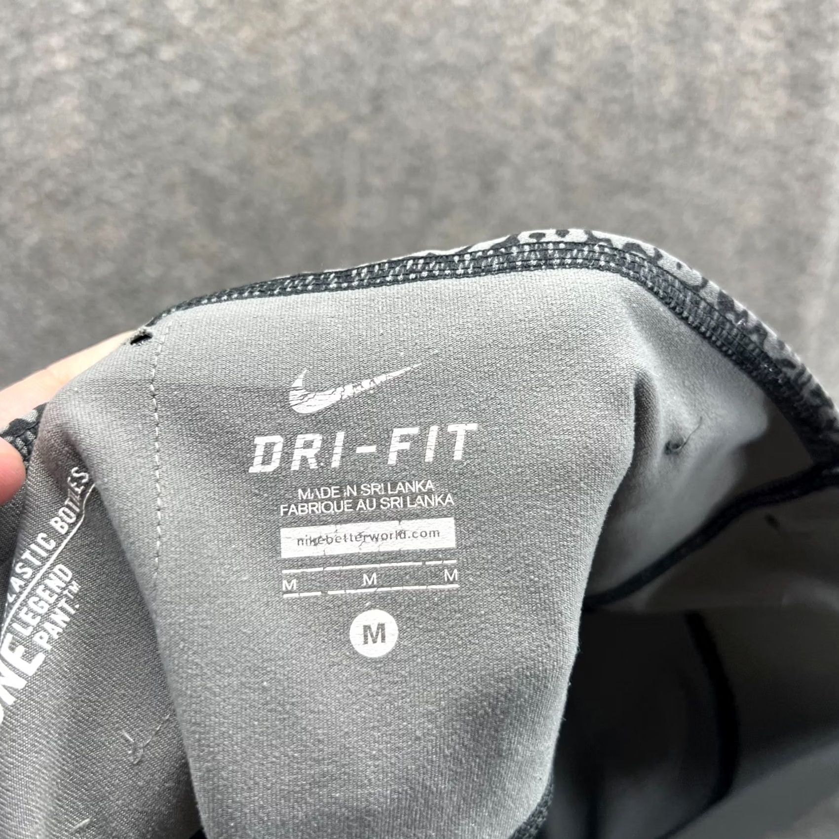 Nike Nike Dri-FIT Leggings Womens Medium Gray Patterned Stretch Athletic Pants Size 32" / US 10 / IT 46 - 6 Thumbnail