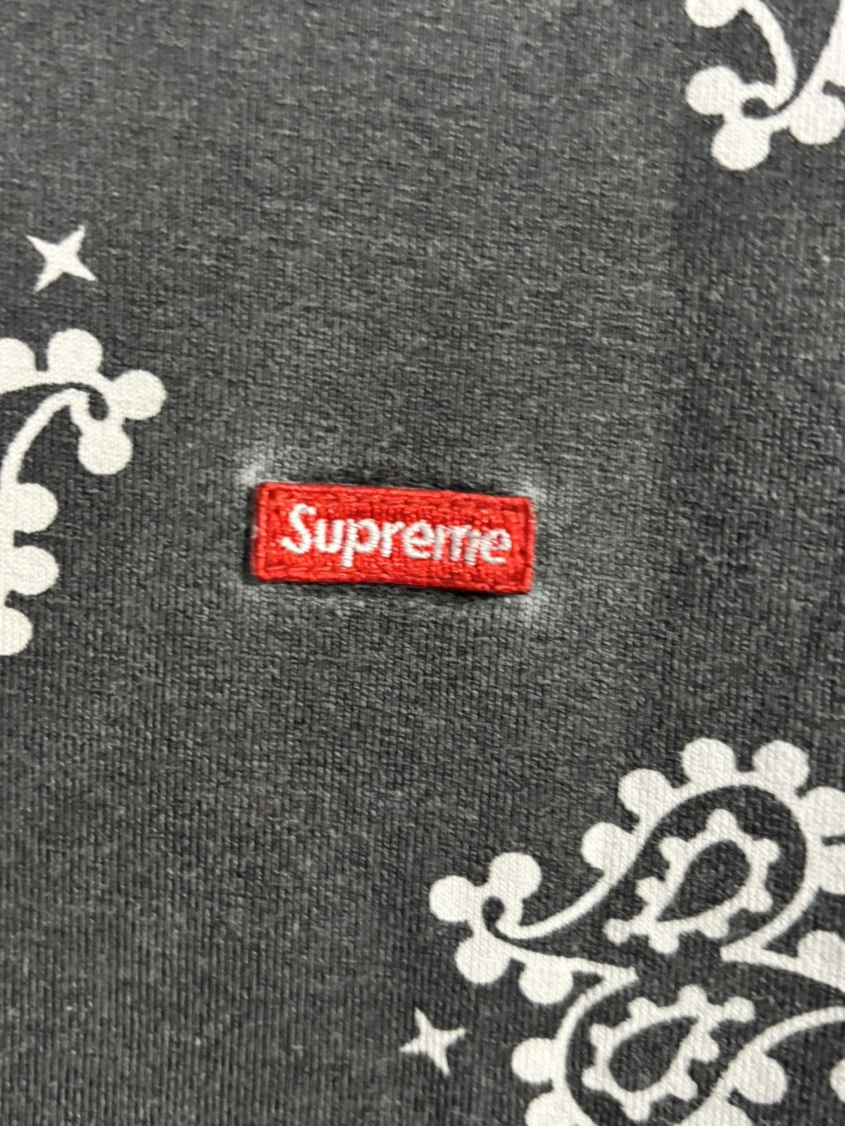 Supreme Supreme Bandanna Tee Size US L / EU 52-54 / 3 - 3 Thumbnail
