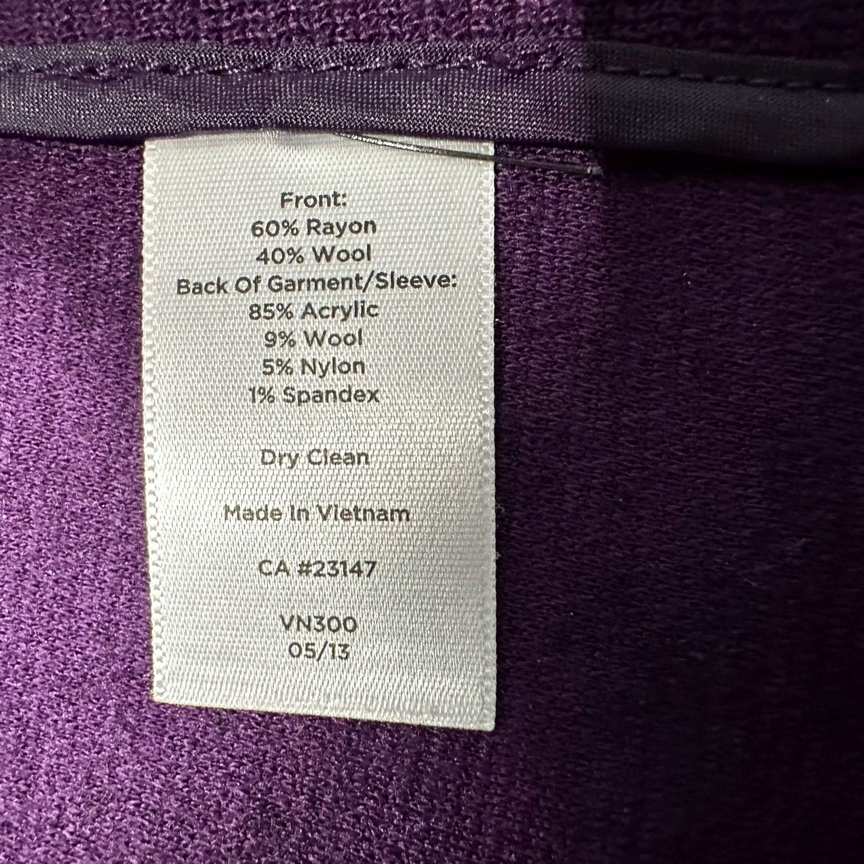 Talbots Talbots Blazer Jacket Womens 10 Purple Rayon Wool Blend 2 Button Notch EUC Size L / US 10 / IT 46 - 4 Thumbnail