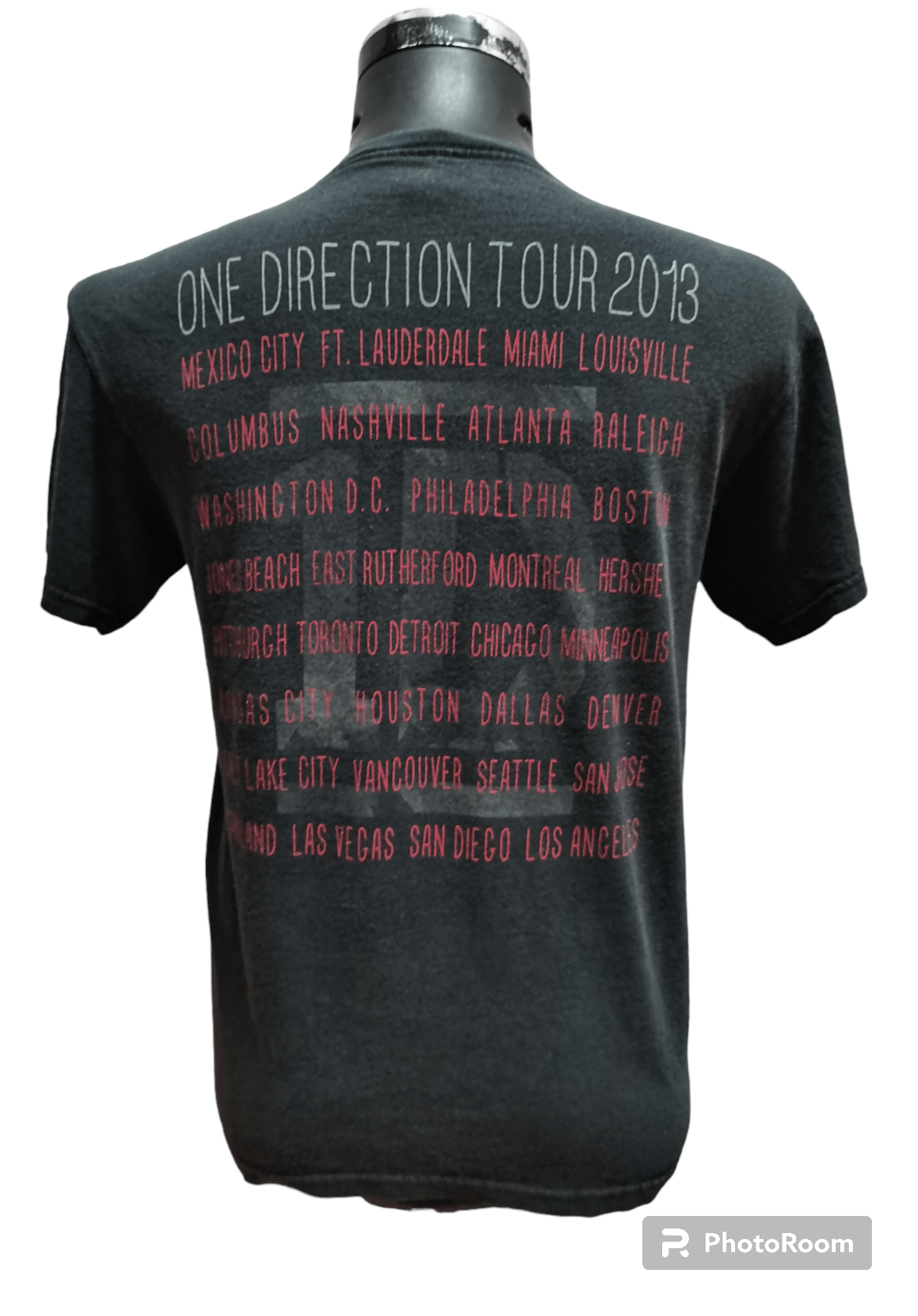 Band Tees × Vintage VINTAGE ONE DIRECTION 2013 TOUR SHIRT Size US M / EU 48-50 / 2 - 2 Thumbnail
