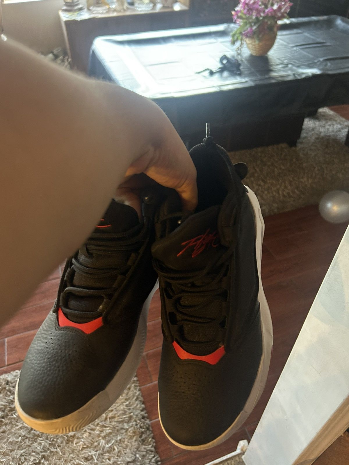 Jordan Brand AJ Aura Max 4 Bred Size US 9.5 / EU 42-43 - 1 Thumbnail