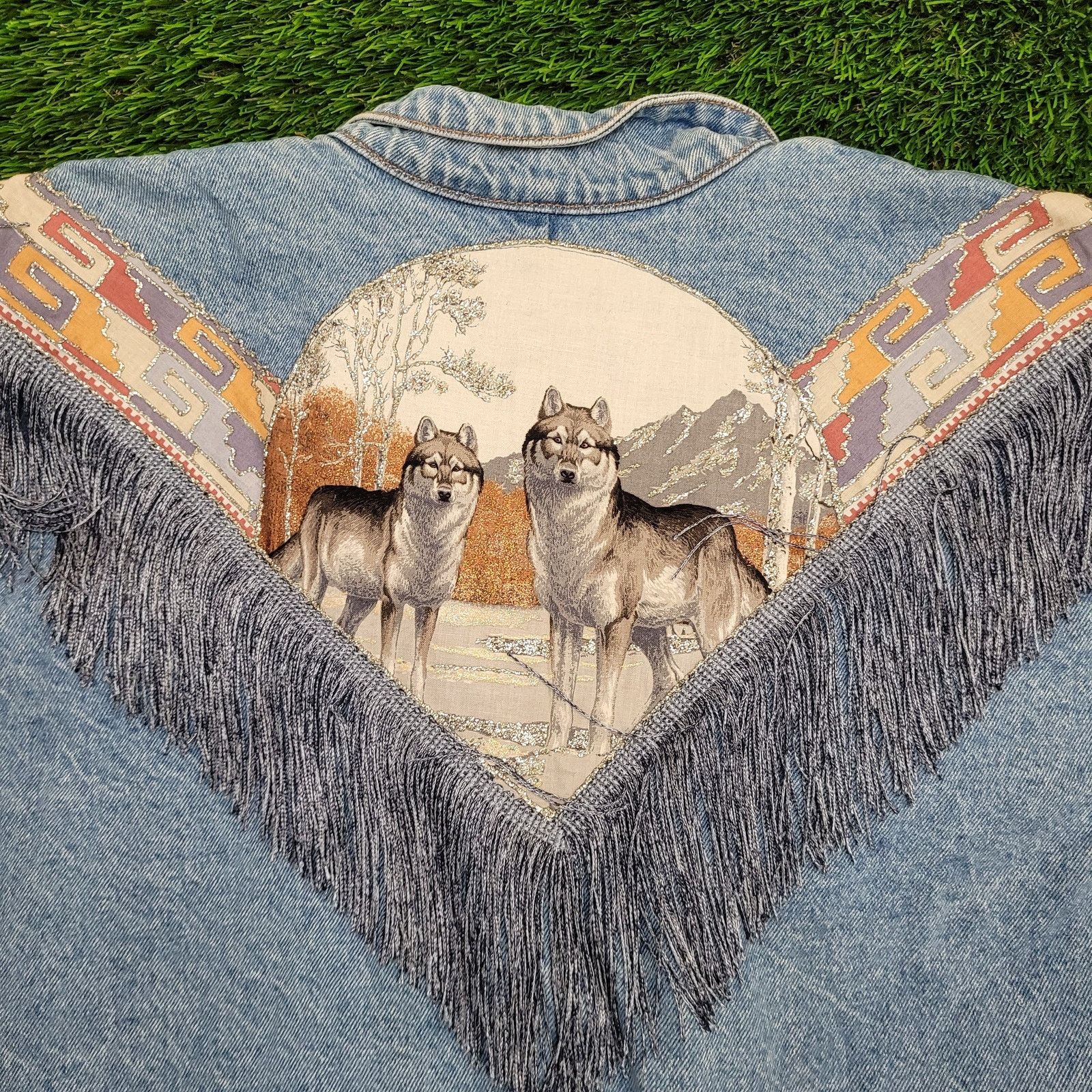 Vintage Vintage Native-American Denim Jacket Womens L/XL 23x29 Baggy Size XL / US 12-14 / IT 48-50 - 4 Thumbnail