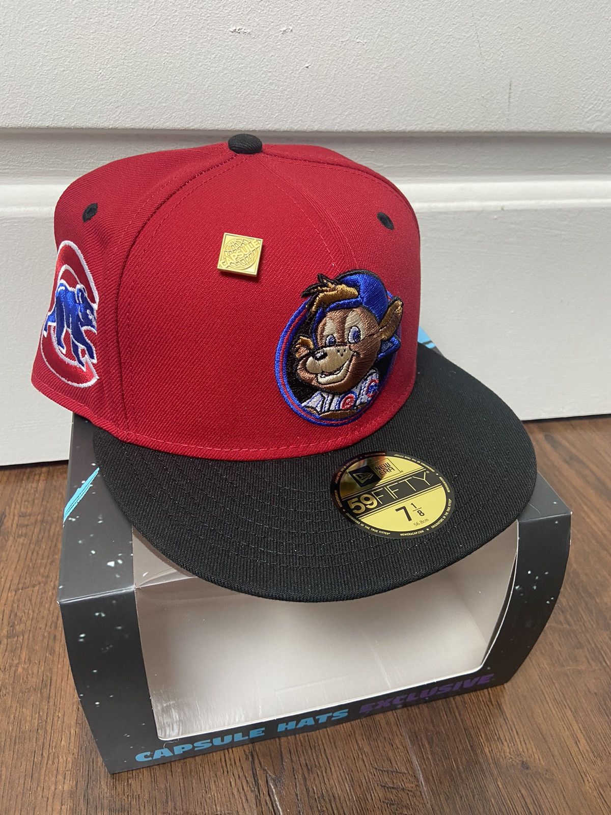 Chicago Cubs Clark The Bear Logo Red New Era Fitted Hat – CapsuleHats