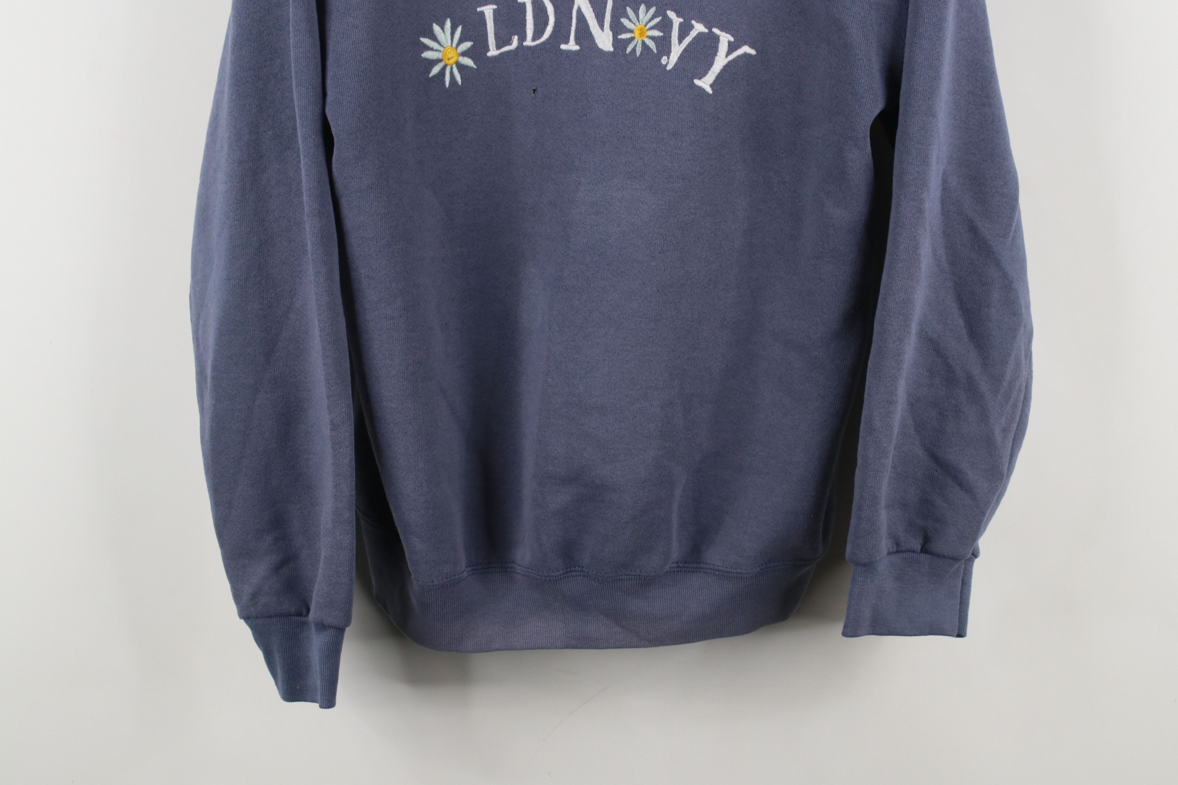 Vintage Vintage 90s Old Navy Spell Out Crewneck Sweatshirt Blue Size M / US 6-8 / IT 42-44 - 3 Thumbnail