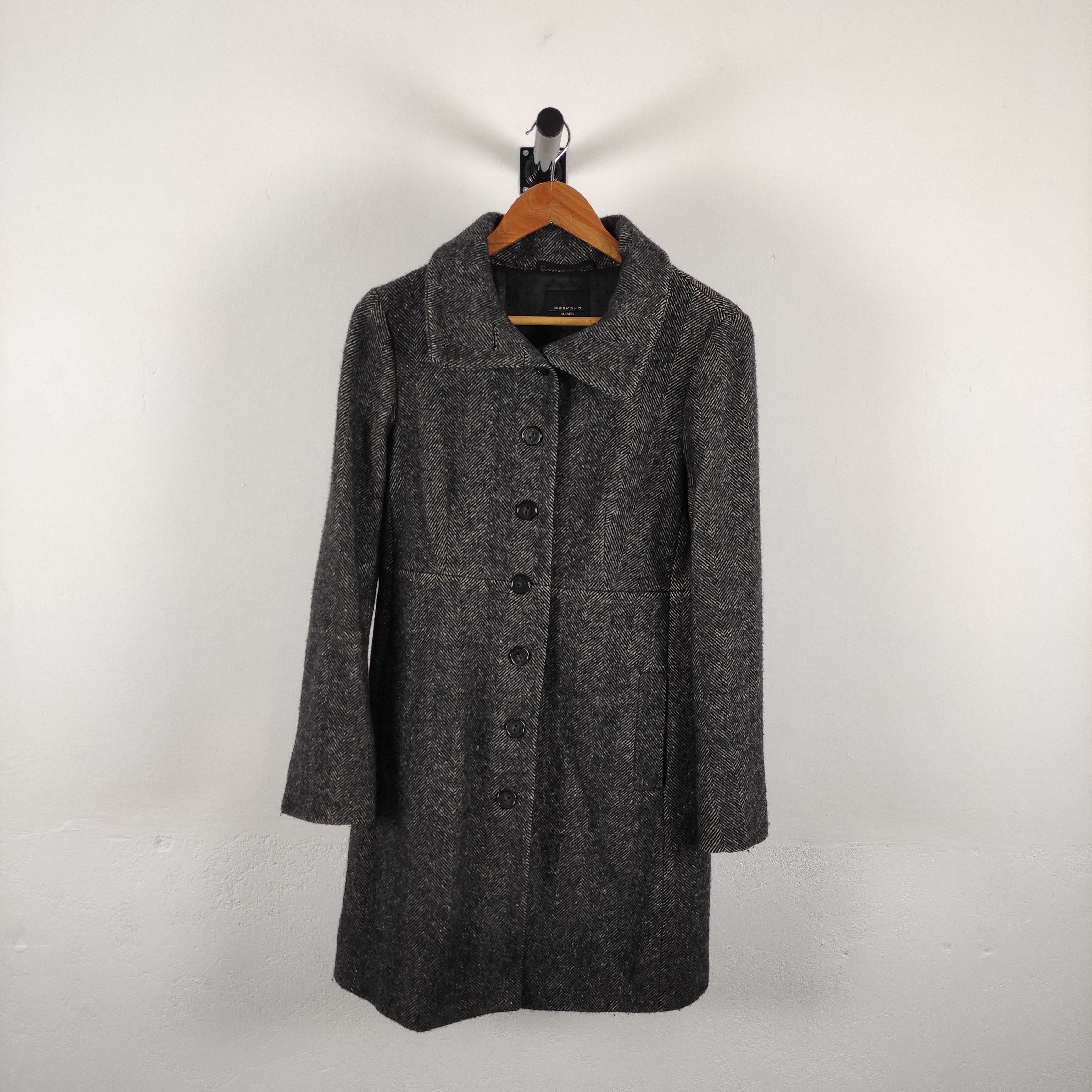 image of Max Mara Virgin Wool Long Coat, Made In Italy in Black, Women's (Size Medium)