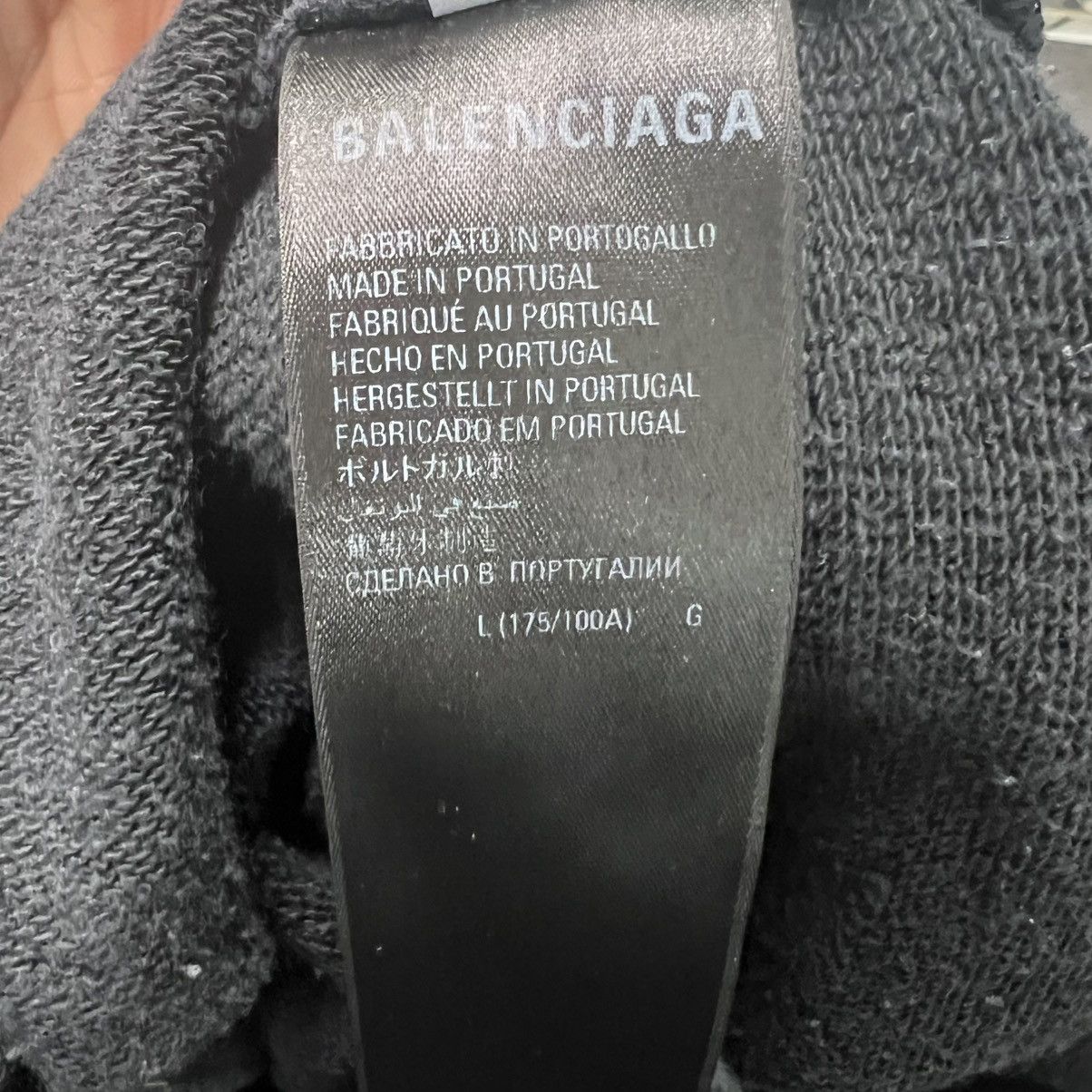 Balenciaga Balenciaga BB Pixel Embroidery Sweatshirt Black Size US L / EU 52-54 / 3 - 9 Thumbnail