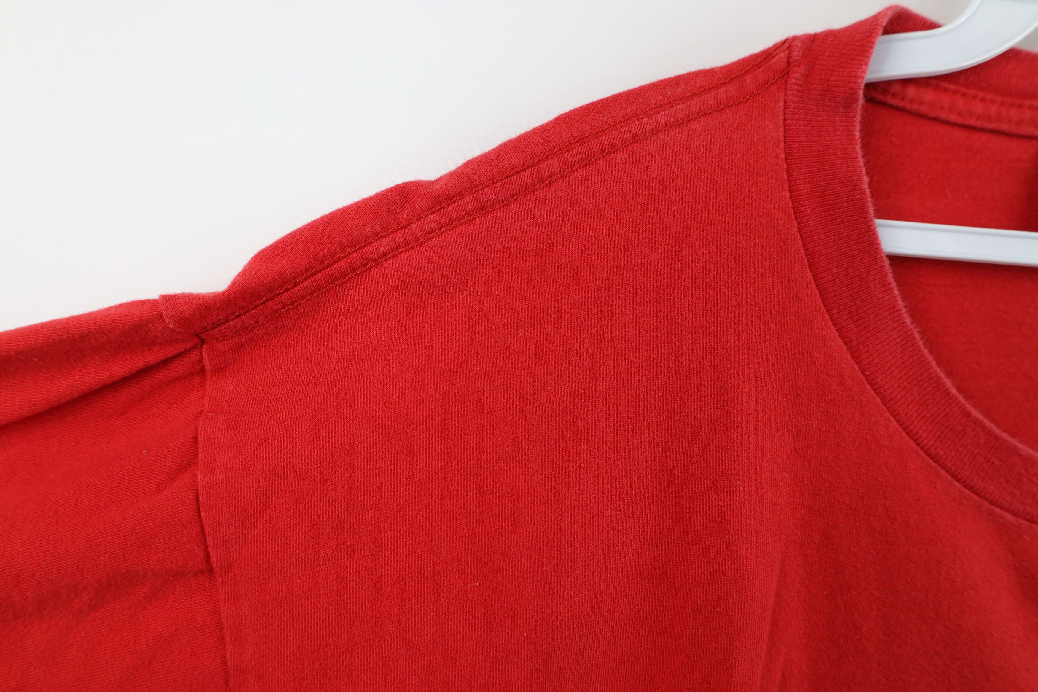 Vintage Vintage 90s Script Detroit Red Wings Hockey T-Shirt Red Size US XL / EU 56 / 4 - 8 Thumbnail