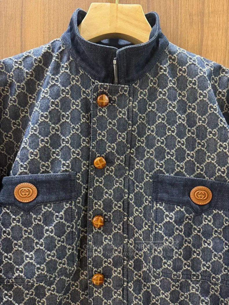 Gucci Gucci Size12 Classic old-fashioned denim jacket Size US XXS / EU 40 - 3 Thumbnail
