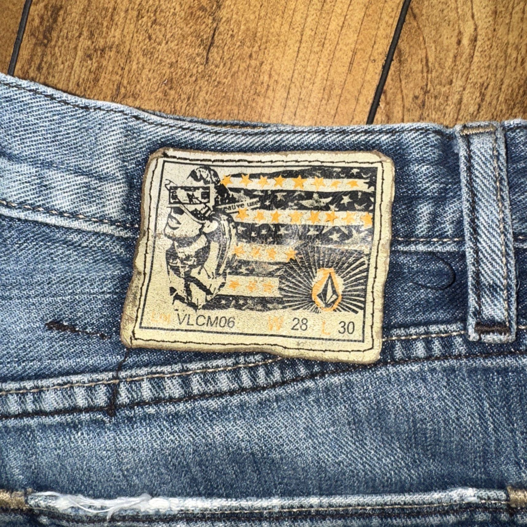 Volcom VINTAGE Volcom Jeans Men’s 28x30 Blue Denim Straight Fit - Skater Grunge 90s City Casual Mens Size US 28 / EU 44 - 3 Thumbnail