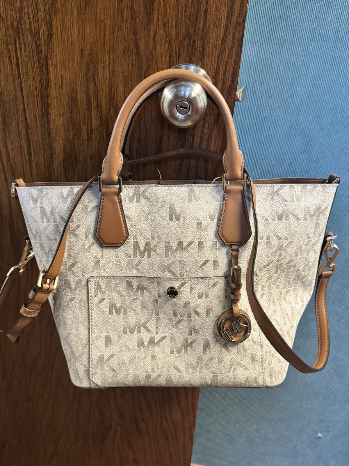 Michael Kors MK - Greenwich Large MK logo grab bag Size ONE SIZE - 1 Thumbnail
