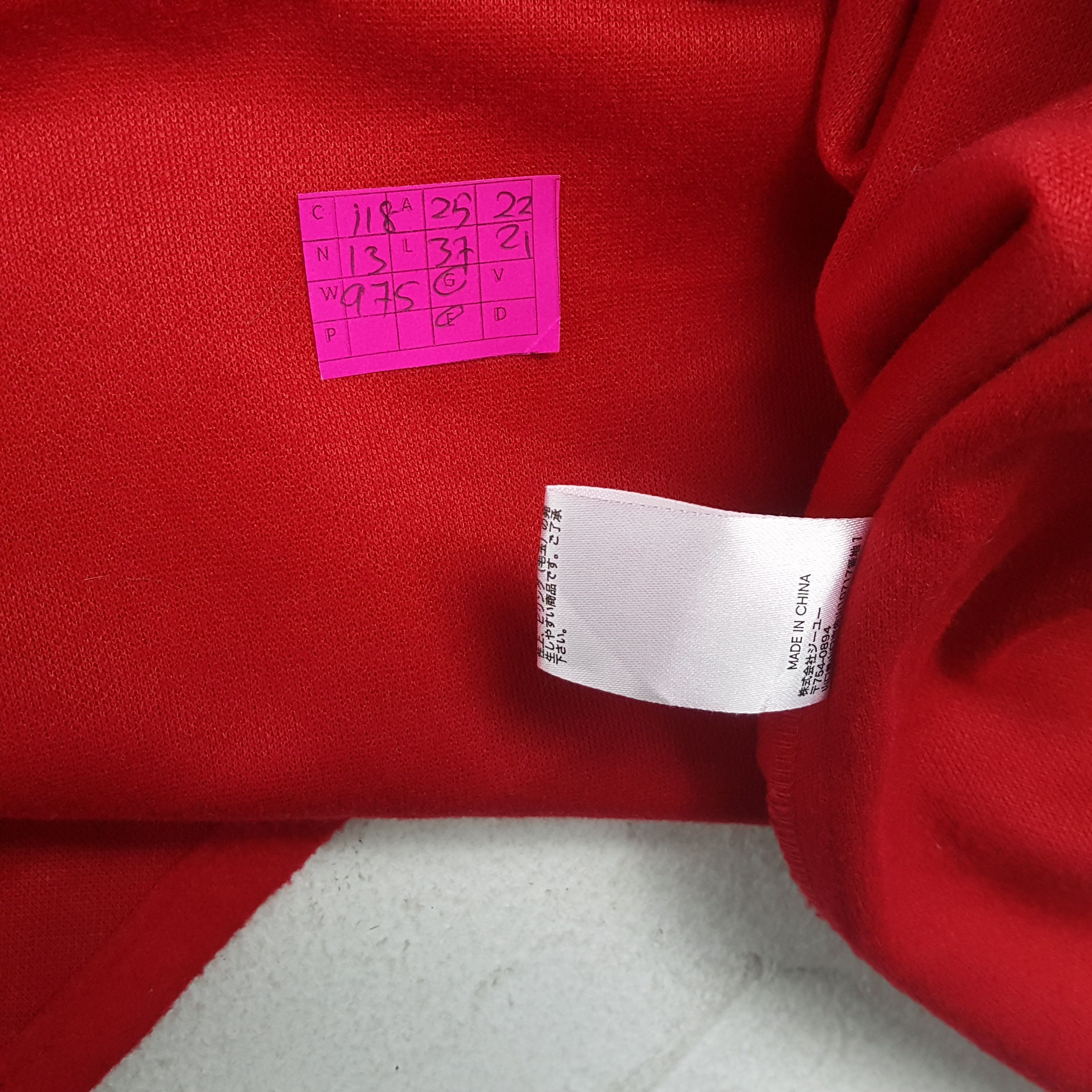 GU × Undercover × Vintage GU X UNDERCOVER Japanese Brand Winter Style Jacket Size XL / US 12-14 / IT 48-50 - 7 Thumbnail