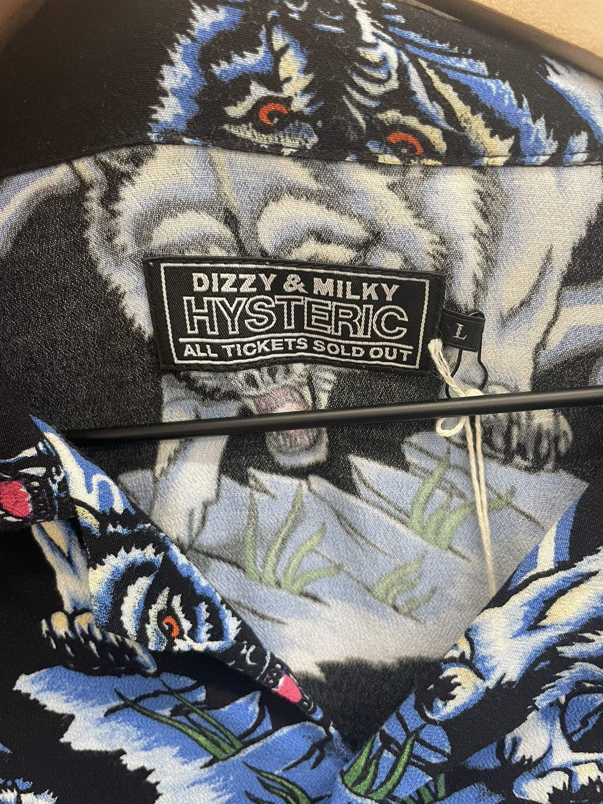Hysteric Glamour Wolf and Lightning Rayon Full Print Button up Shirt Size US L / EU 52-54 / 3 - 2 Thumbnail