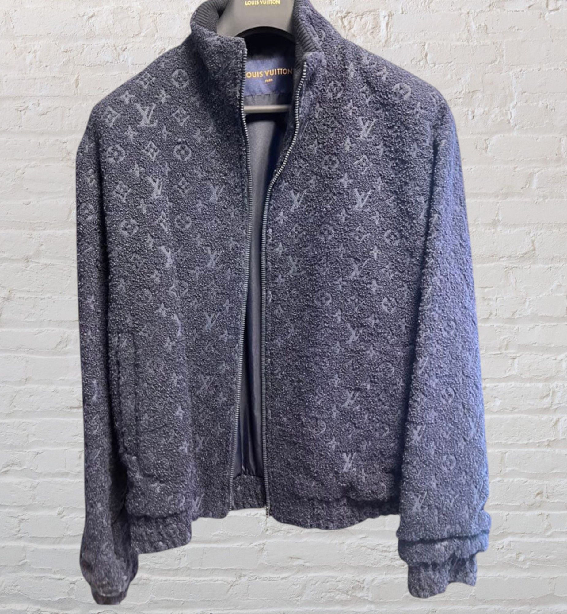 Louis Vuitton Louis Vuitton LV Monogram Logo Teddy Fleece Jacket Size US M / EU 48-50 / 2 - 1 Thumbnail