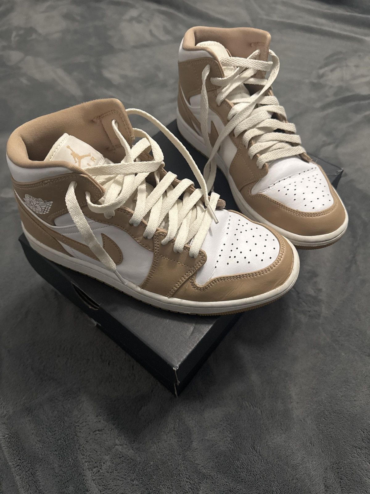 Jordan Brand Air Jordan 1 Retro Size US 8.5 / EU 41-42 - 1 Thumbnail