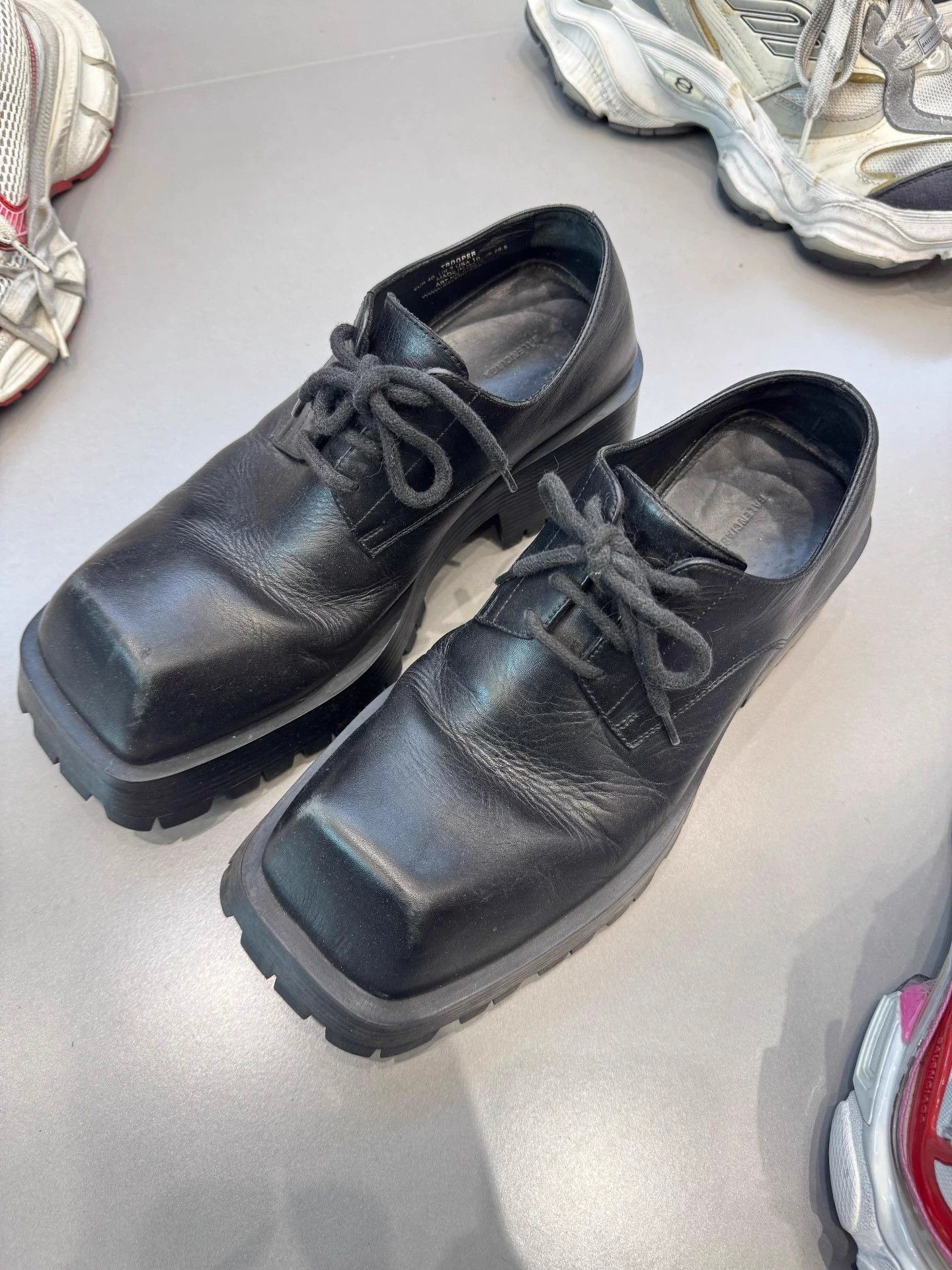 Balenciaga Balenciaga Trooper Square Toe Leather Thick Sole Black 41 Size US 8 / EU 41 - 1 Thumbnail
