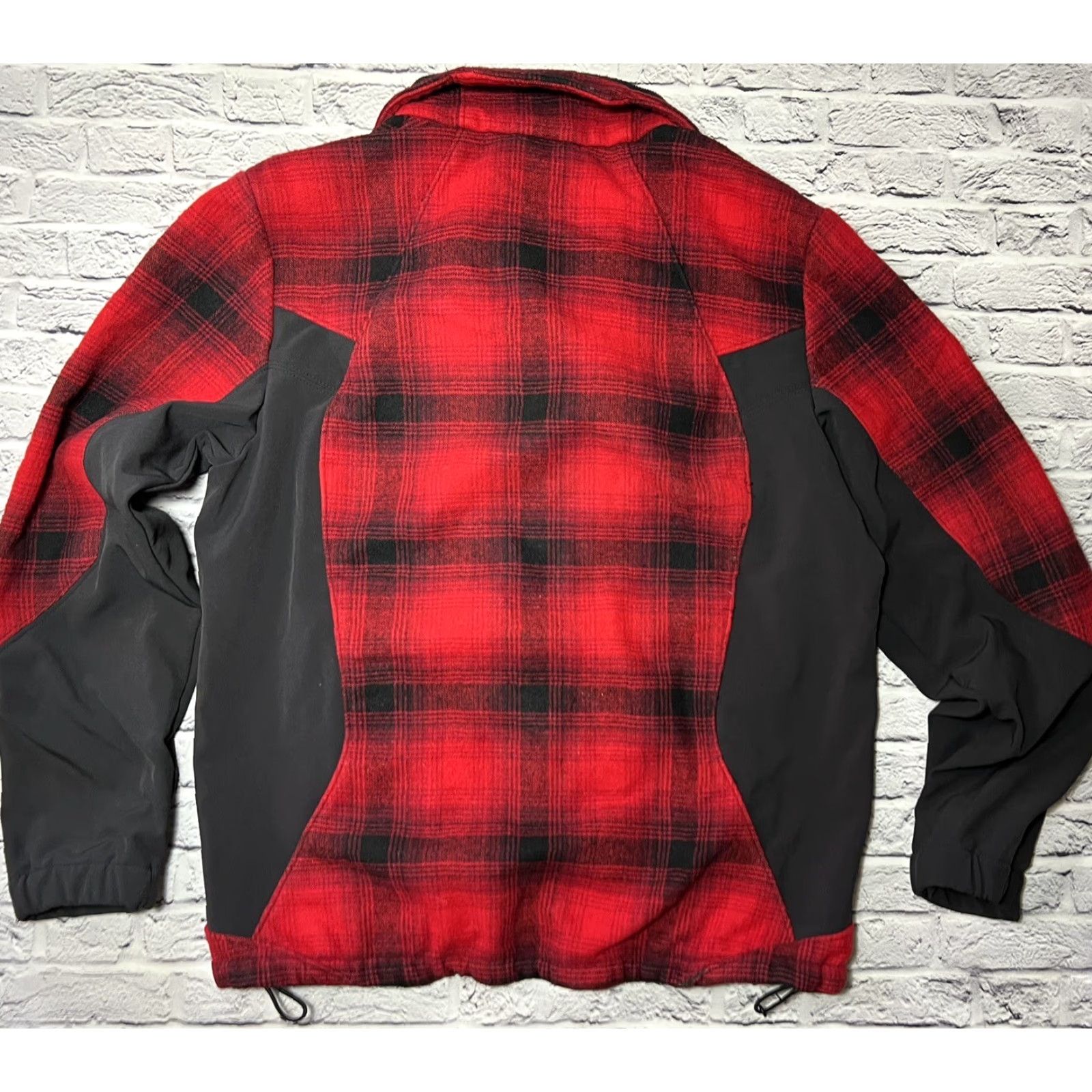 Vintage VINTAGE Woolrich Men's M Red Black Plaid Everyday Jacket Woolrich Woolen Mills Mid-Length Zip Pockets Lined Casual Workwear Classic - Mens Size US M / EU 48-50 / 2 - 2 Thumbnail
