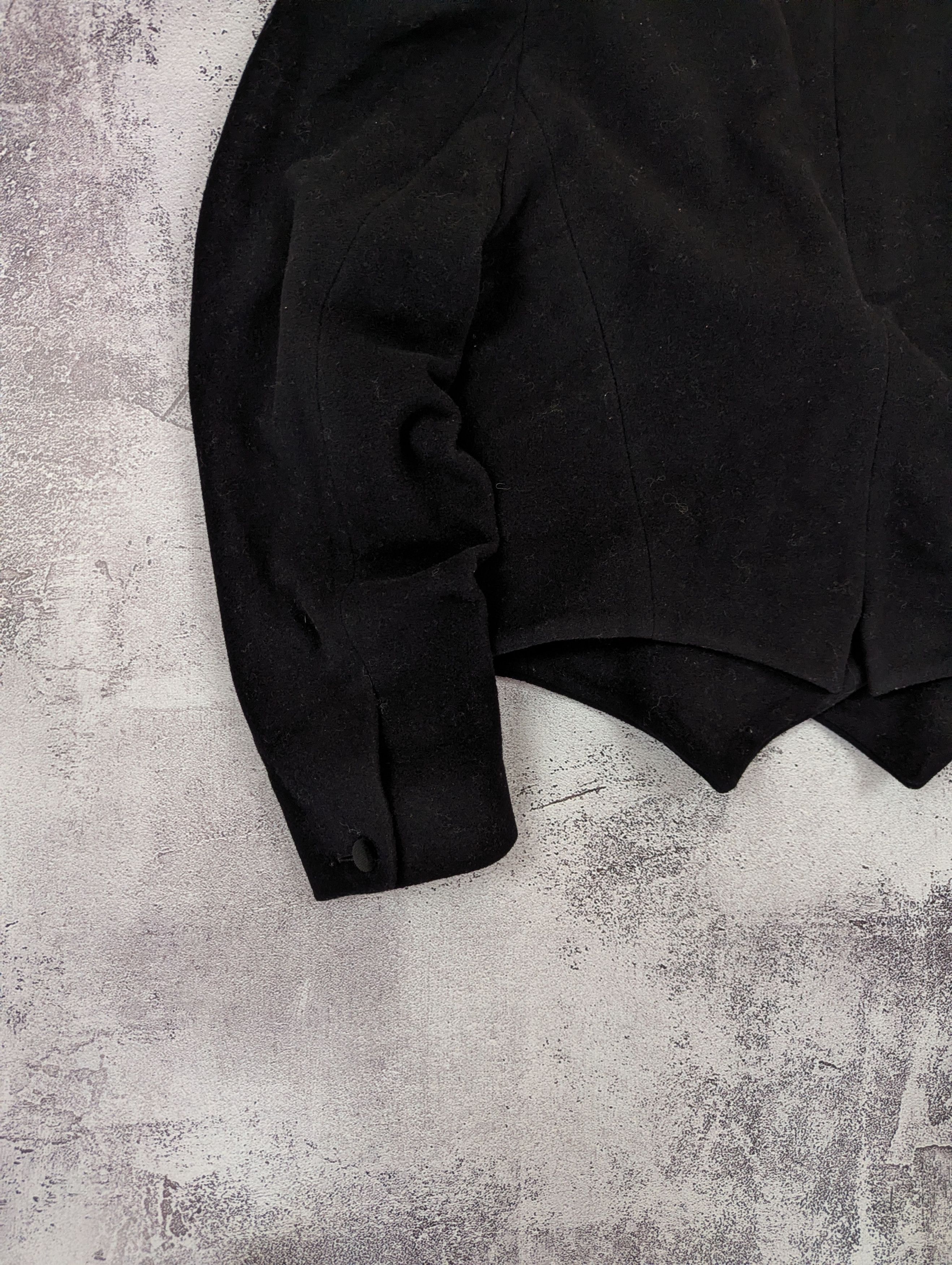 Laura Ashley Laura Ashley Vintage Black Cropped Wool Blazer Jacket Size L / US 10 / IT 46 - 16 Thumbnail