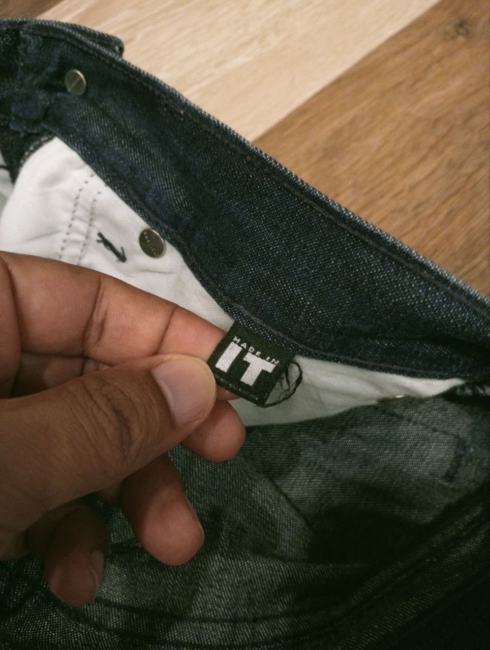 Versace VERSACE JEANS SIGNATURE JEANS - SIZE 26 Size 30" / US 8 / IT 44 - 14 Thumbnail