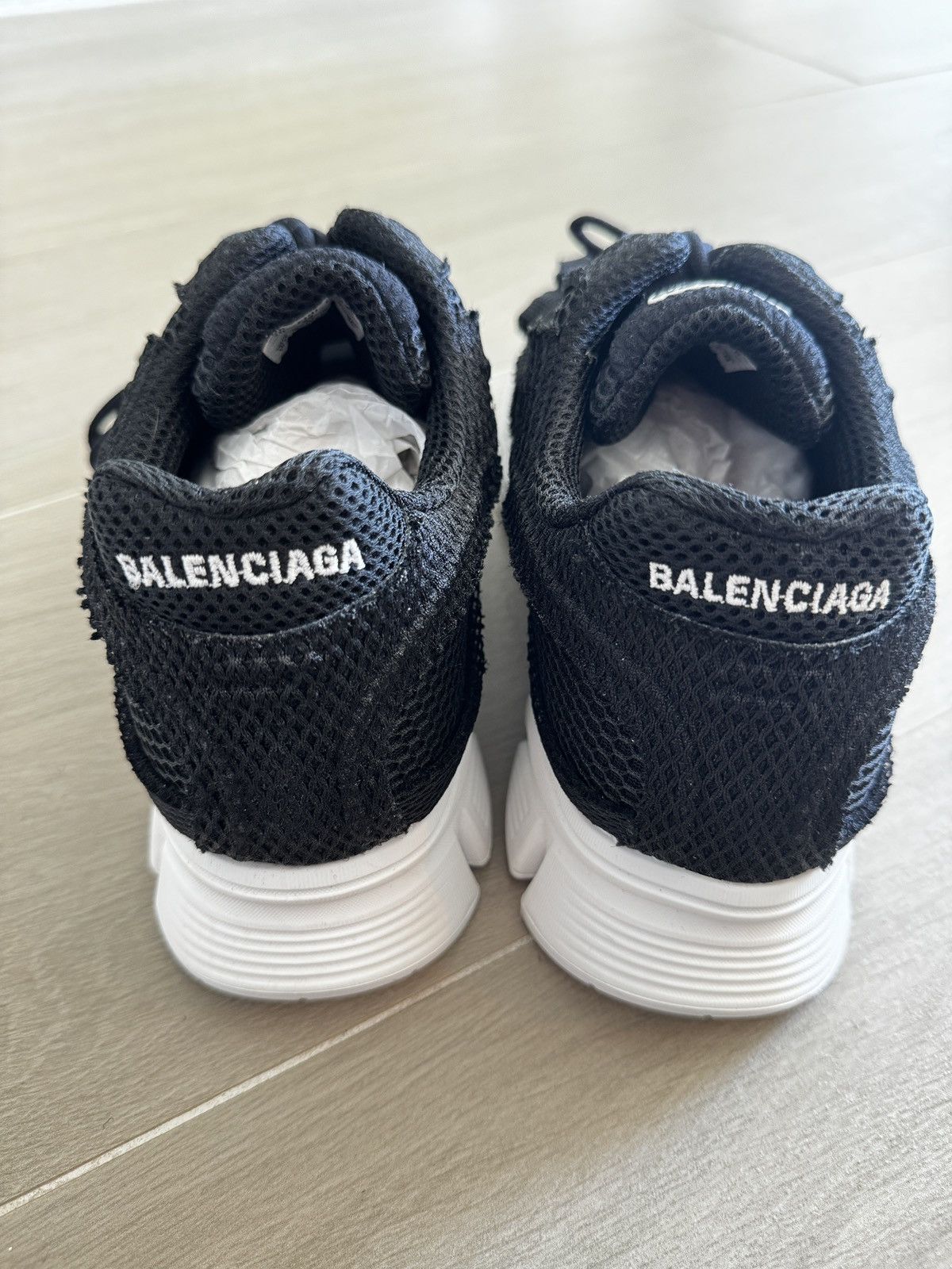 Balenciaga Balenciaga “Phantom” Runner Black/White Sneaker Trainer Size US 11 / EU 44 - 8 Thumbnail