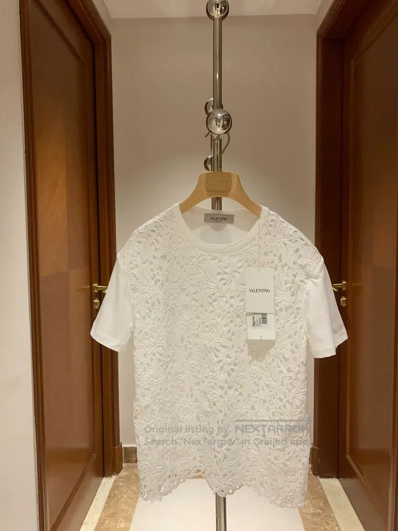 Valentino Valentino Short-sleeved T-shirt Size XS / US 0-2 / IT 36-38 - 1 Thumbnail