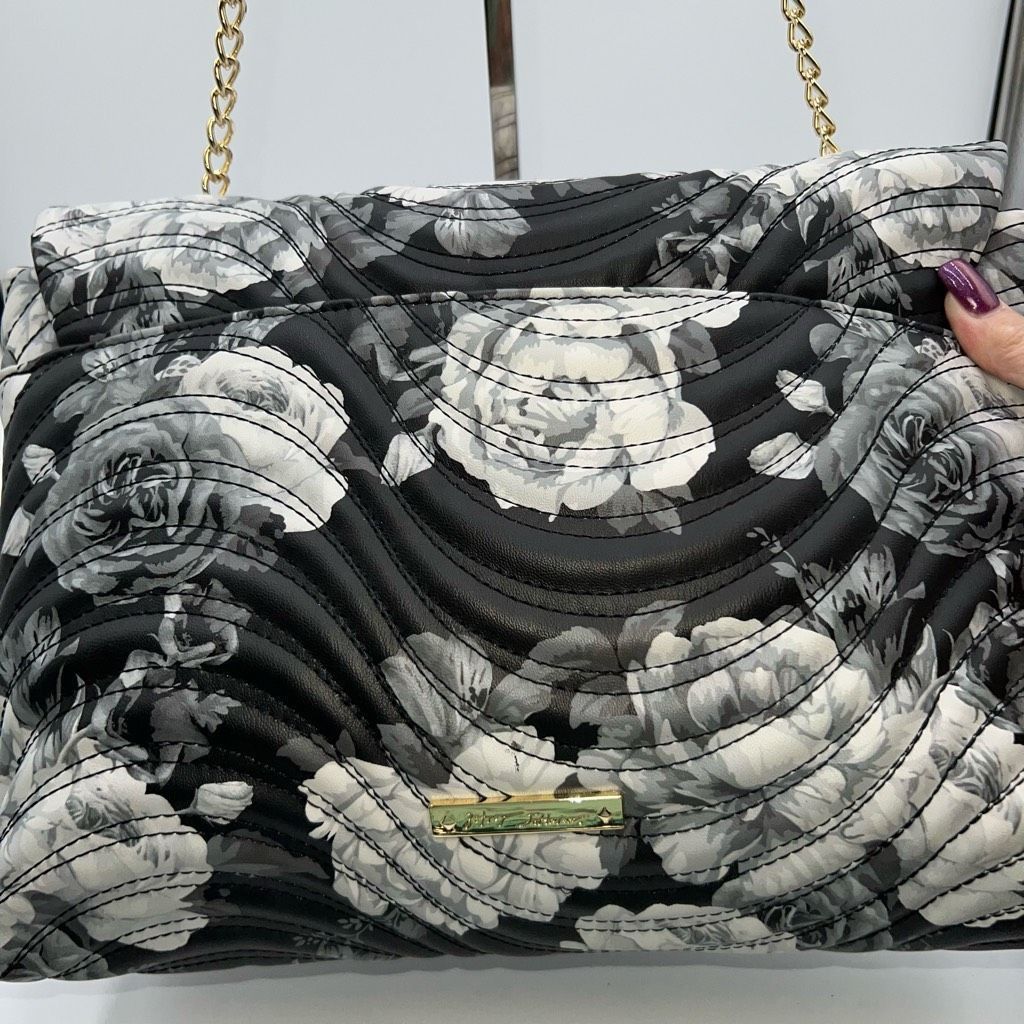 Betsey Johnson Betsey Johnson Ciara Gray Flowered Shoulder Bag Size ONE SIZE - 6 Thumbnail