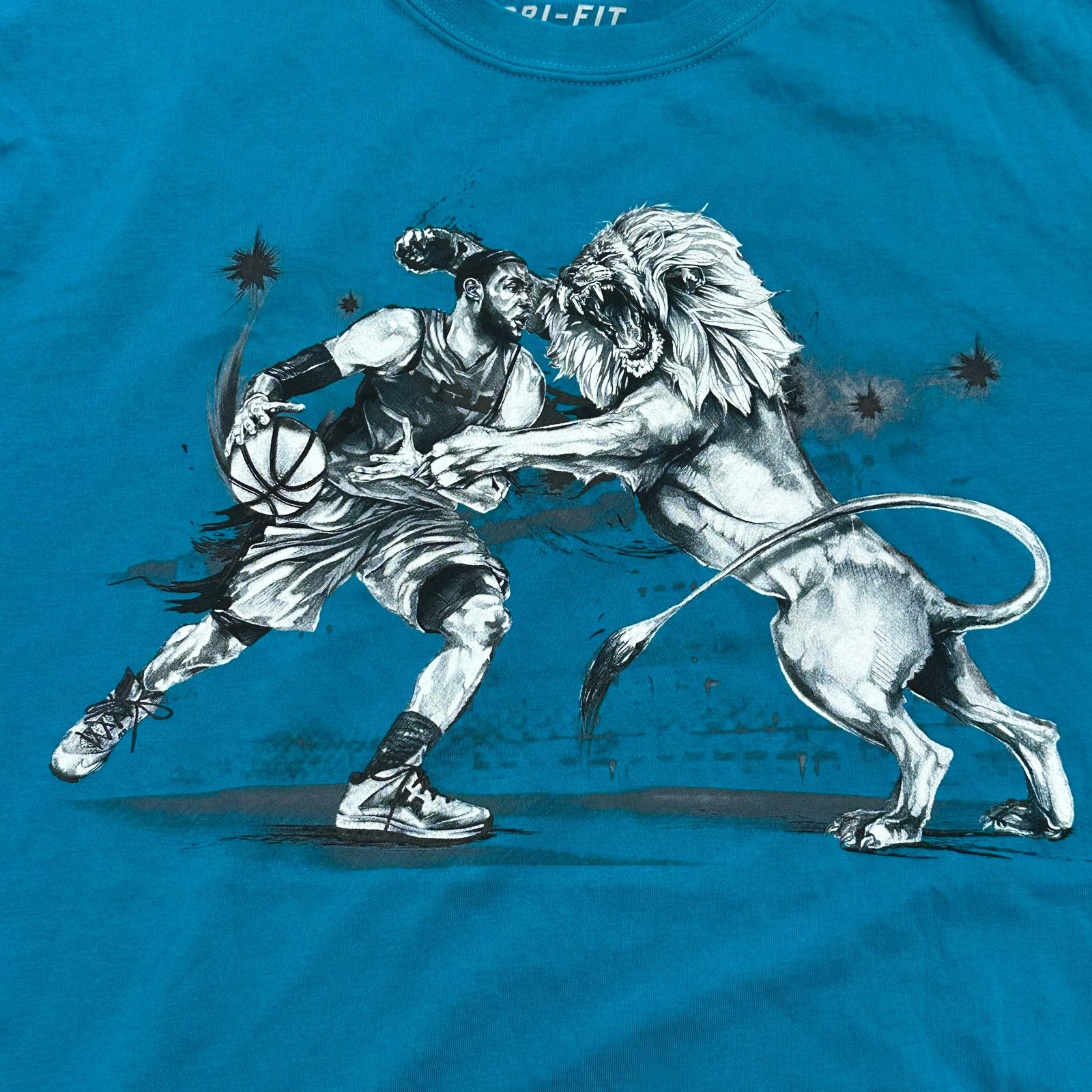Nike Nike Dri-Fit Lebron James King Lion Teal Blue T-Shirt Tee L Size US L / EU 52-54 / 3 - 2 Thumbnail