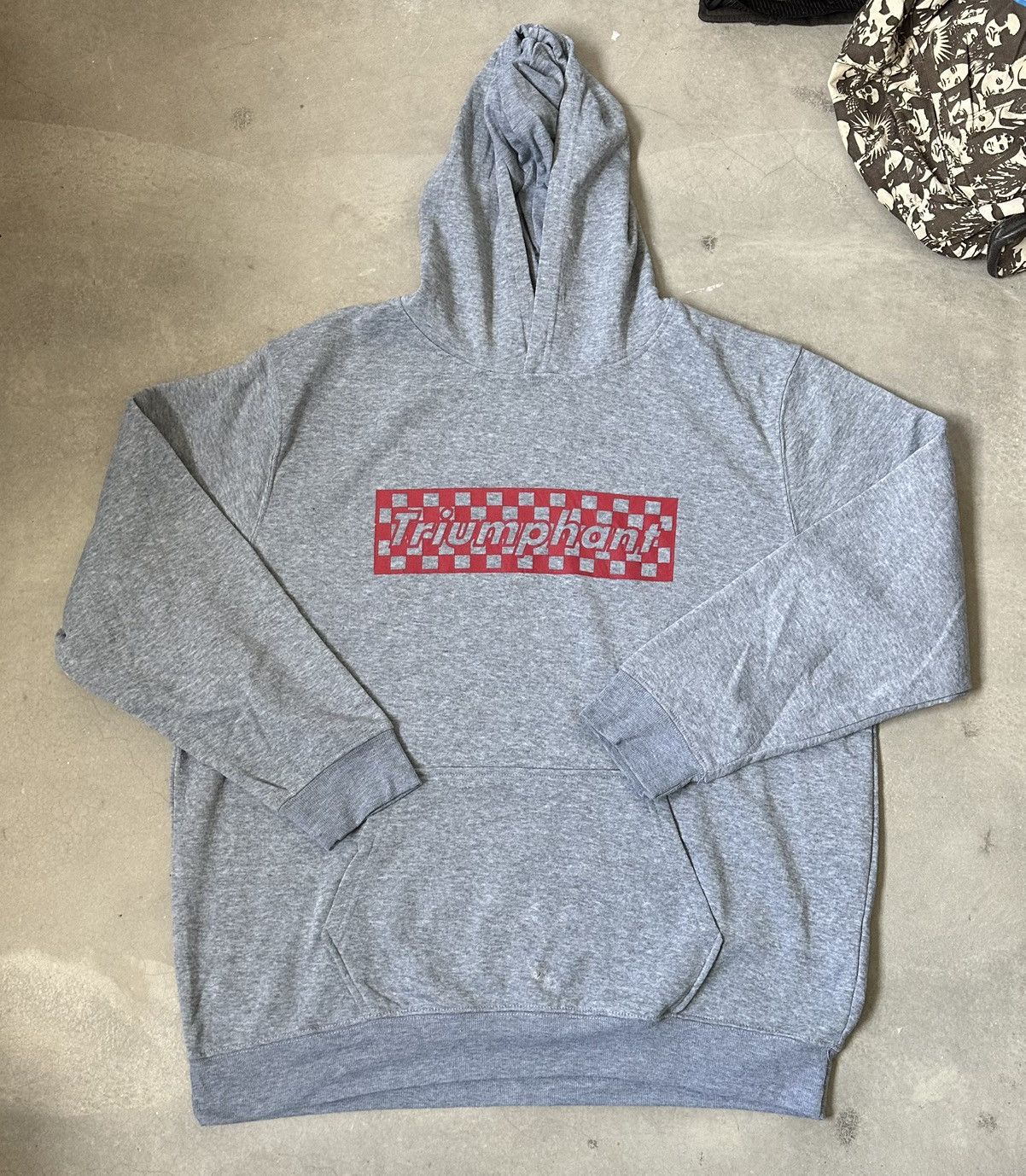 Japanese Brand VINTAGE OBLO DESIGN TRIUMPHANT HOODIE Size US XXL / EU 58 / 5 - 1 Thumbnail