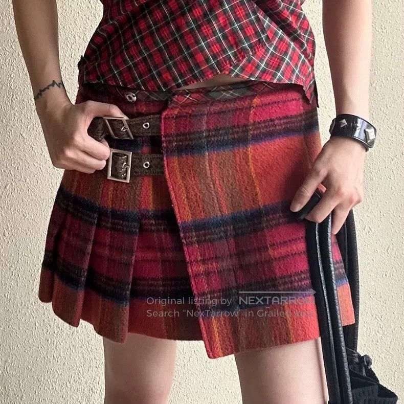 Vivienne Westwood Vivienne Westwood size S Plaid Belt Buckle Pleated Skirt Size 42" / US 20 - 1 Thumbnail