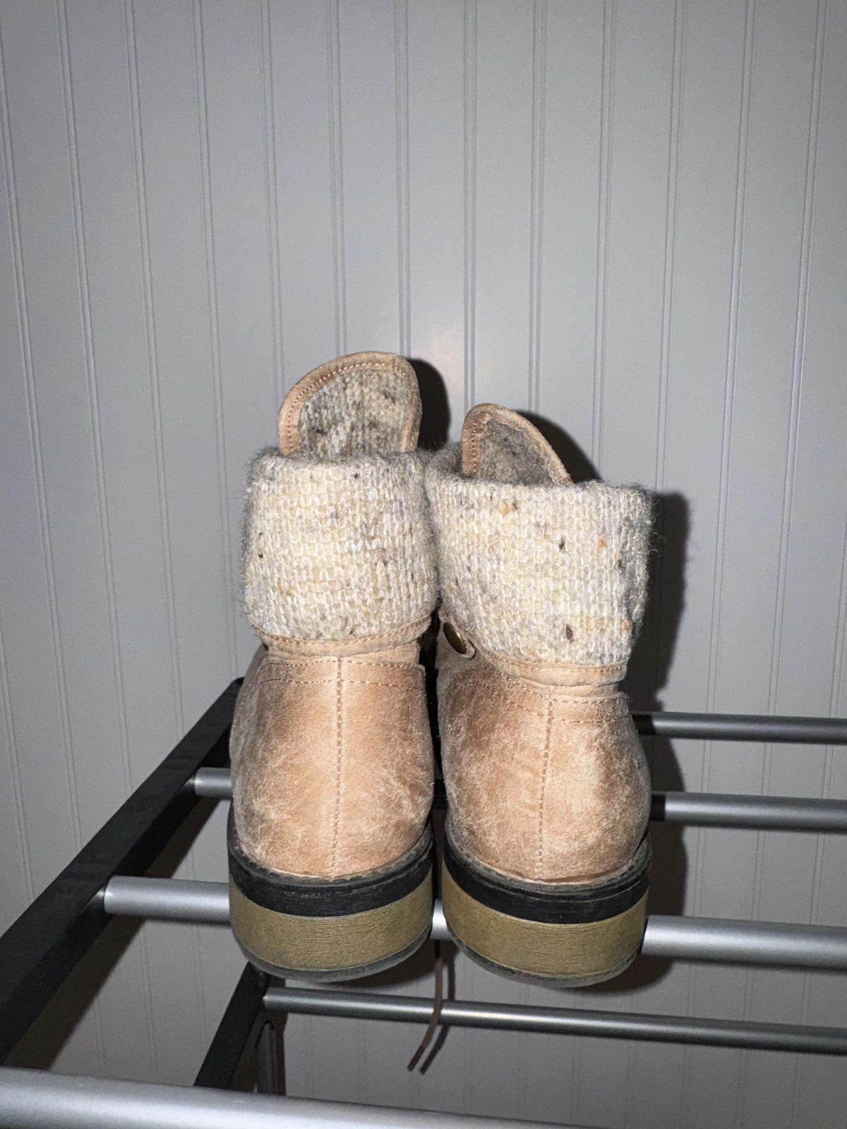 Arizona Jean Co. Brown Lace-Up Arizona Ankle Boots with Fold-Over Knit Detail Size US 9 / IT 39 - 4 Thumbnail