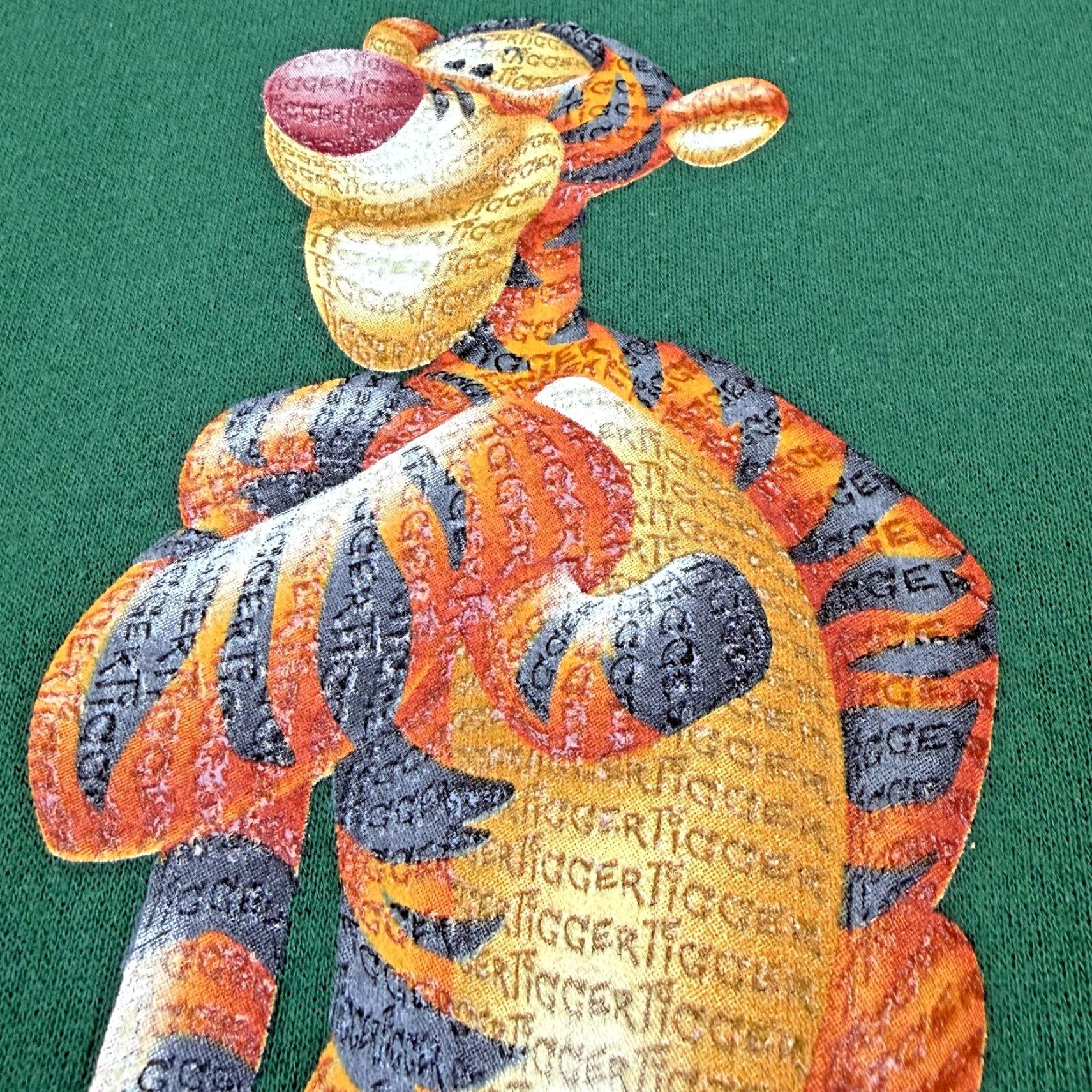 Disney VINTAGE Disney Store Sweatshirt Mens XL Green Tigger Graphic Fleece Crewneck 90s Size US XL / EU 56 / 4 - 4 Thumbnail