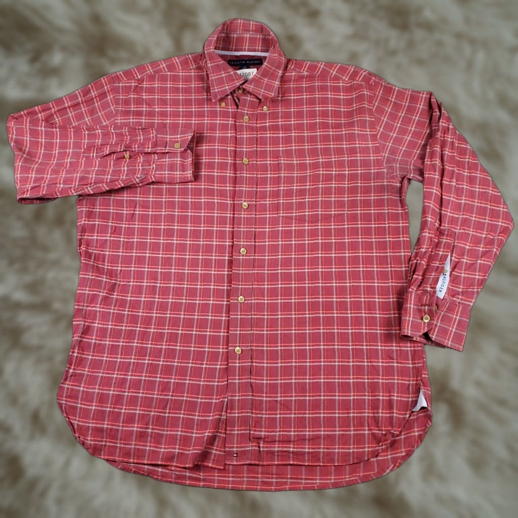 Tommy Hilfiger Tommy Hilfiger Shirt Mens Large Red Plaid Button-Up Long Sleeve Size US L / EU 52-54 / 3 - 1 Thumbnail