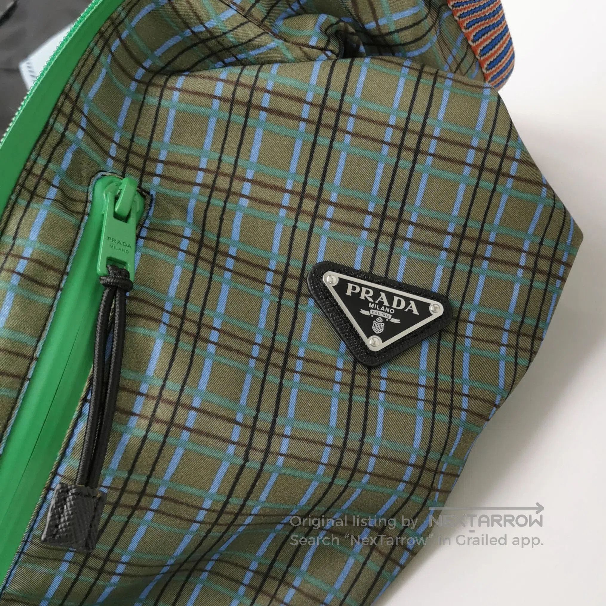 Prada Prada Colorful Check Cropped Jacket . Size US M / EU 48-50 / 2 - 1 Thumbnail