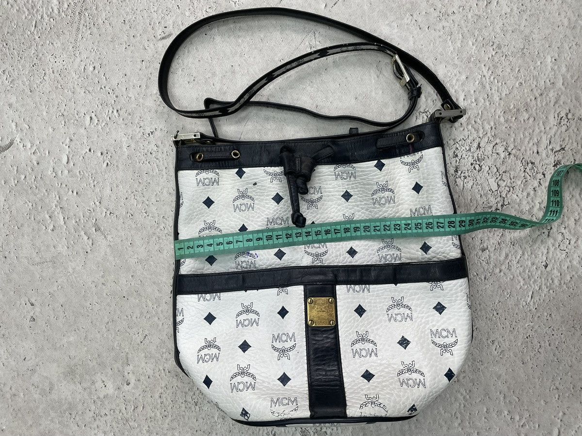 MCM MCM White Logo Print Leather Bucket Shoulder Bag Size ONE SIZE - 13 Thumbnail