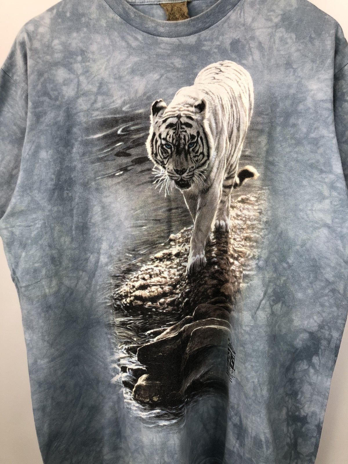 The Mountain × Vintage VINTAGE THE MOUNTAIN TIGER VERY RARE T SHIRT 1999 Size US L / EU 52-54 / 3 - 2 Thumbnail