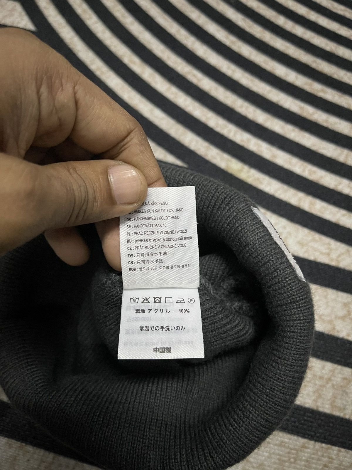 Carhartt Wip 2000s CARHARTT WIP BEANIE HAT OG STYLE Size ONE SIZE - 7 Thumbnail