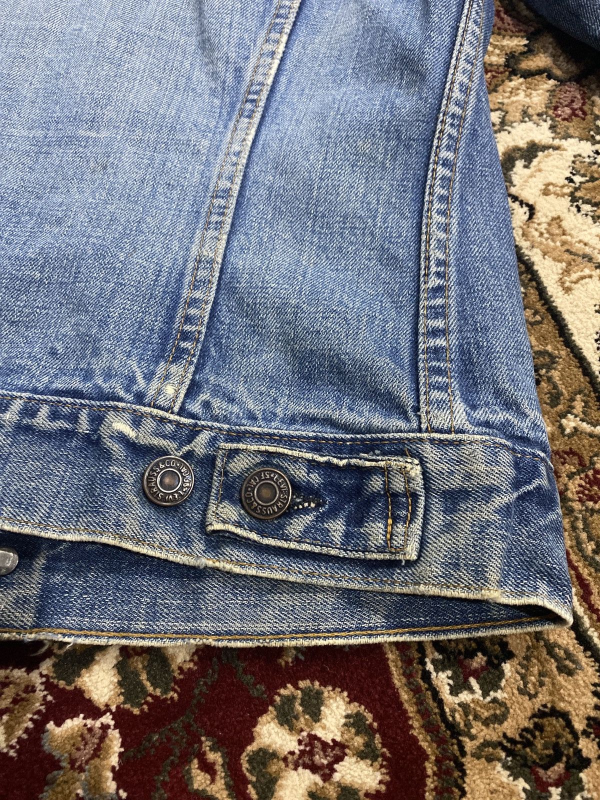 Levi's Vintage 90’s Levis Damaged Jacket Size US XS / EU 42 / 0 - 18 Thumbnail
