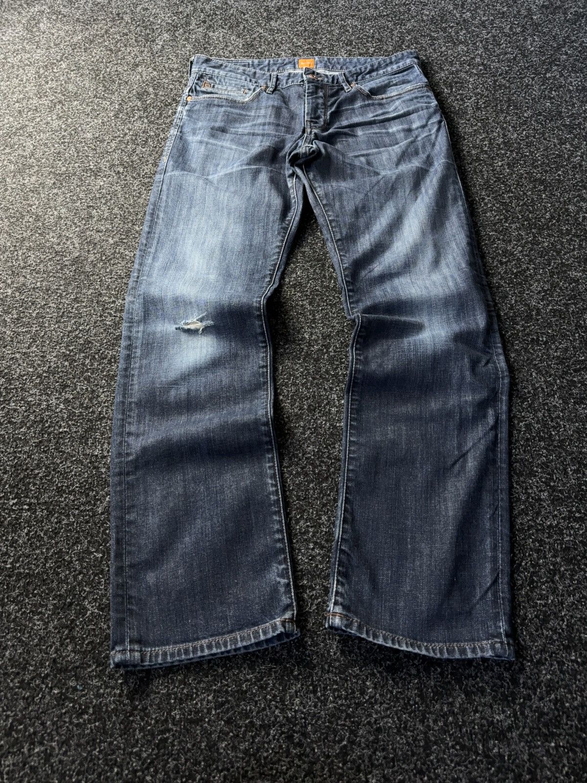 Hugo Boss Luxury Hugo Boss Distressed orange tab denim pants jeans Size US 33 - 1 Thumbnail