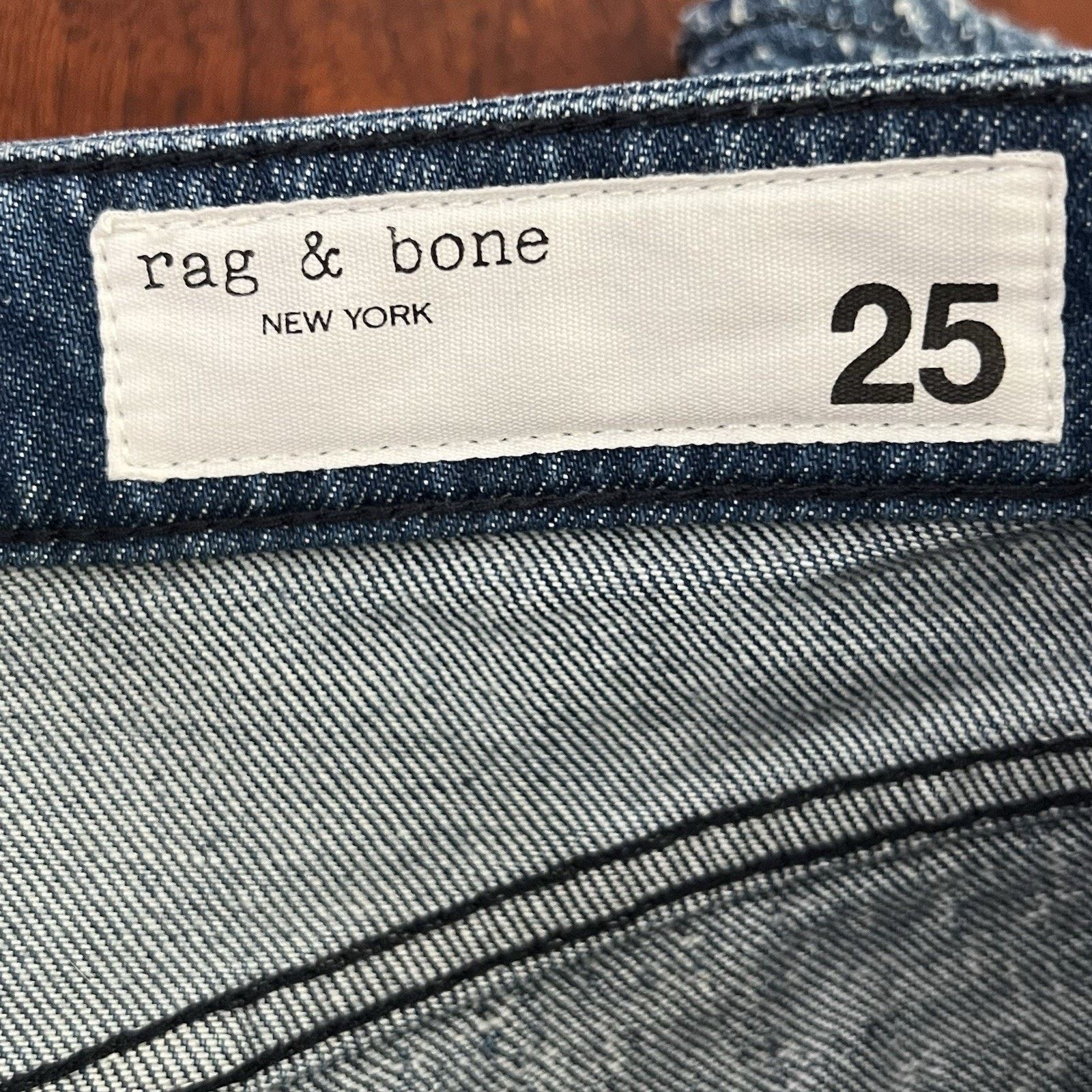 Rag & Bone rag and bone Jeans 25 Logan Mid-Rise Wide Leg Textured Size 25" / US 0 / IT 36 - 7 Thumbnail