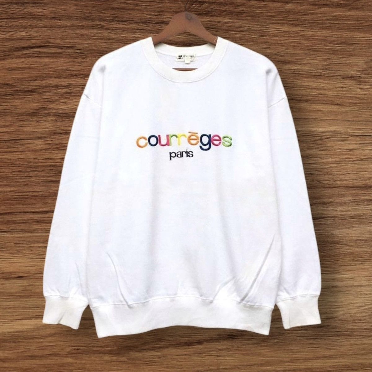 Courreges Vintage Courreges Paris Crewneck Embroidered Logo Size US S / EU 44-46 / 1 - 1 Thumbnail