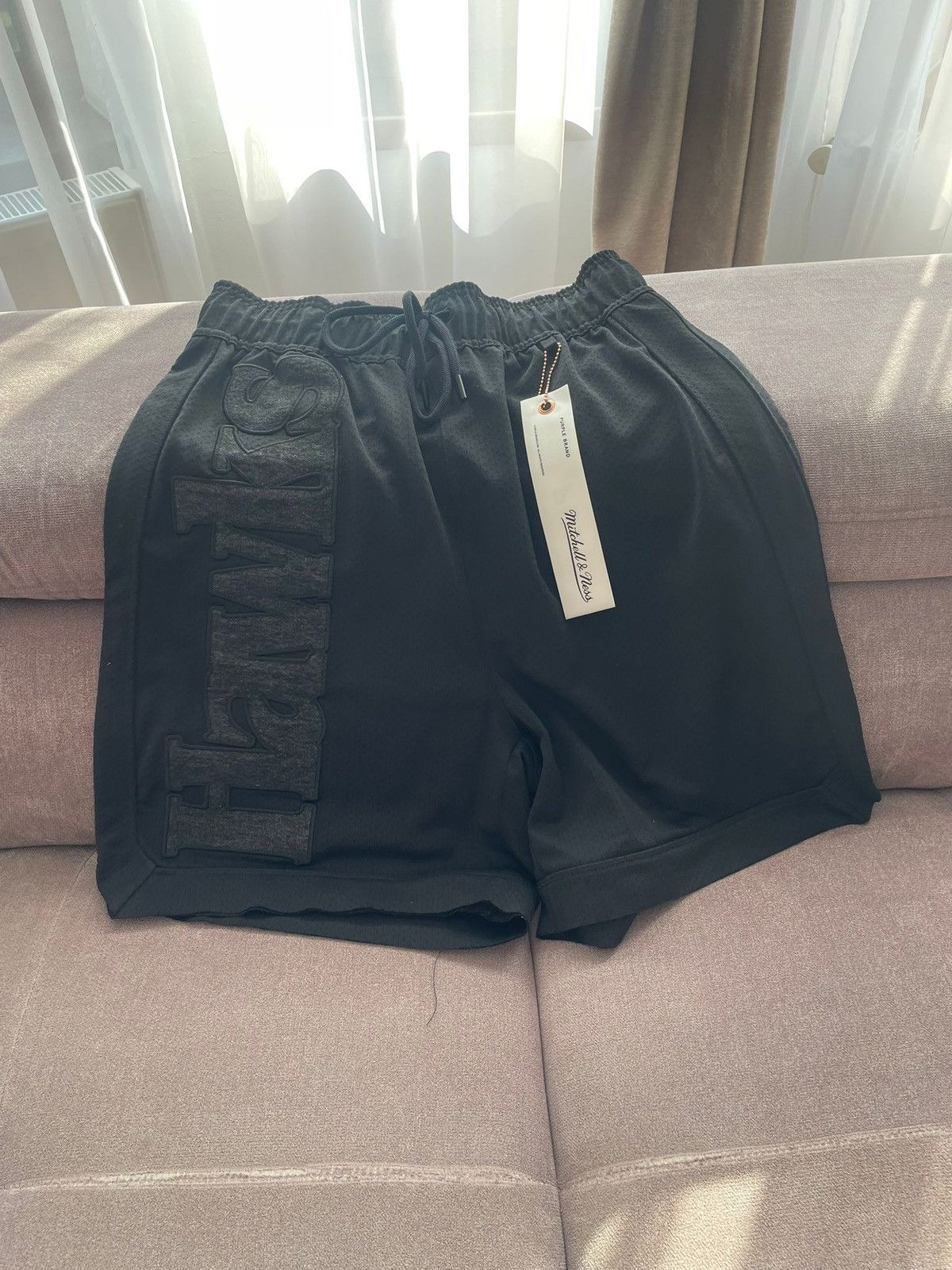 Purple Brand Purple brand Shorts X Mitchell & Ness Size US 28 / EU 44 - 5 Thumbnail