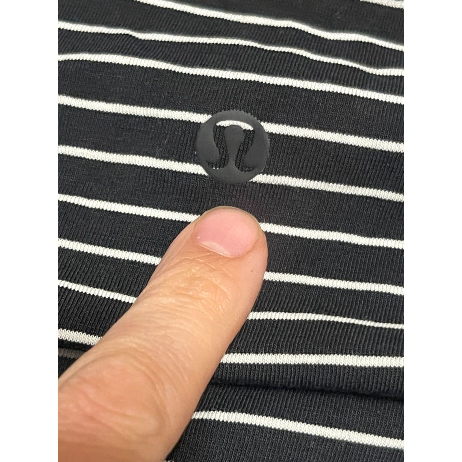 Lululemon Lululemon Shirt, Women's Large? Black Striped Long Sleeve Logo T-Shirt, Casual, Regular Fit, Pullover, Round Neck, Color May Vary, Free Return, Womens Size L / US 10 / IT 46 - 7 Thumbnail
