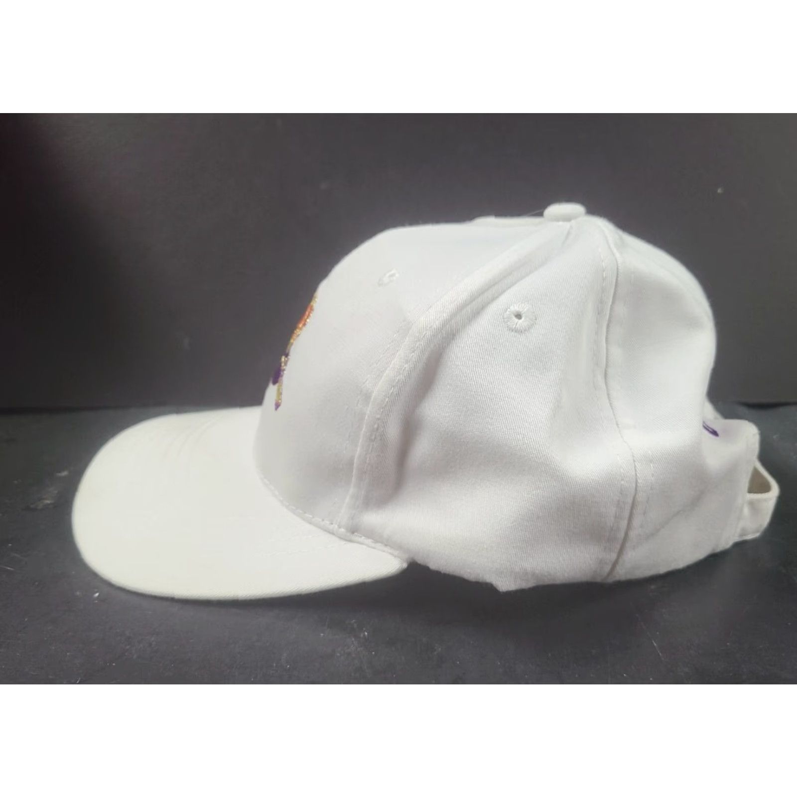 Vintage VINTAGE Crown Royal Alcohol Promo Strapback Hat White Crown Embroidered Crown Mens Adjustable 90s USA Casual Hat Size ONE SIZE - 4 Thumbnail