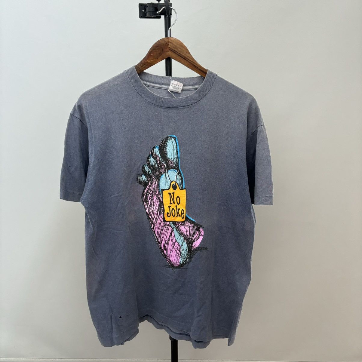 Vintage Vintage 90’s No Joke Skateboards Shirt Streetwear Size US M / EU 48-50 / 2 - 1 Thumbnail