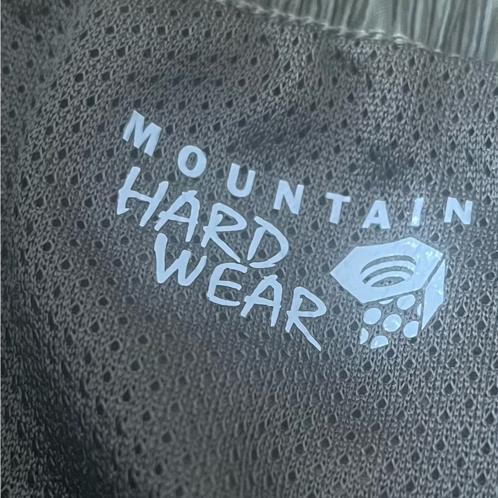 Mountain Hardwear Mountain Hardwear Shade Lite shirts, size Small Size US 26 / EU 42 - 4 Thumbnail