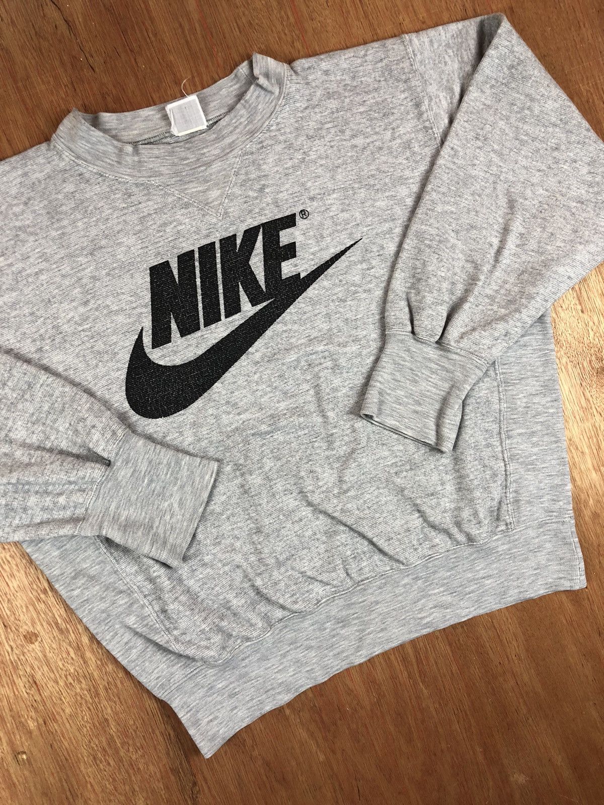 Nike × Vintage Vintage NIKE Big Logo Design Size US M / EU 48-50 / 2 - 3 Thumbnail